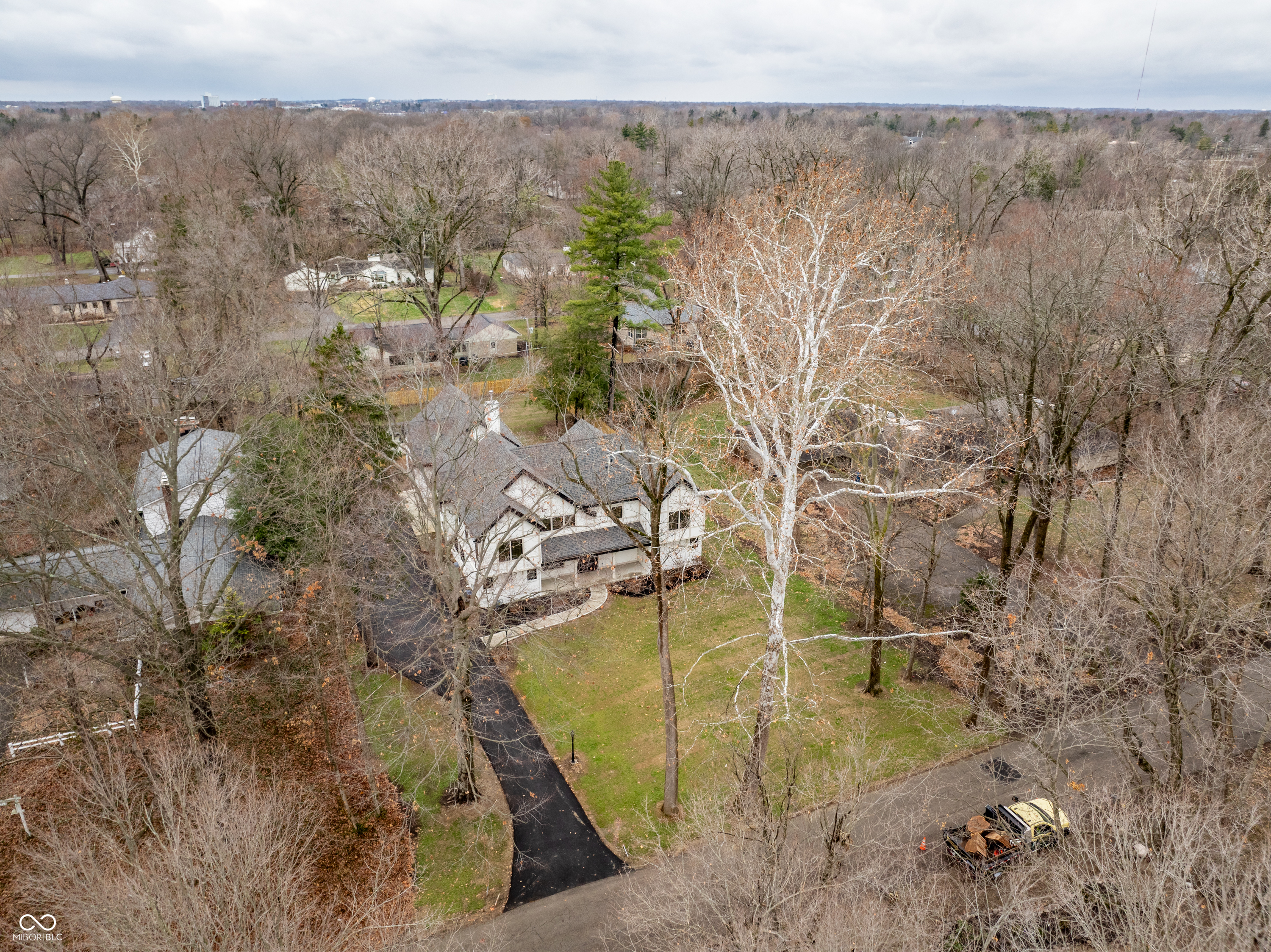 8390 N Illinois Street