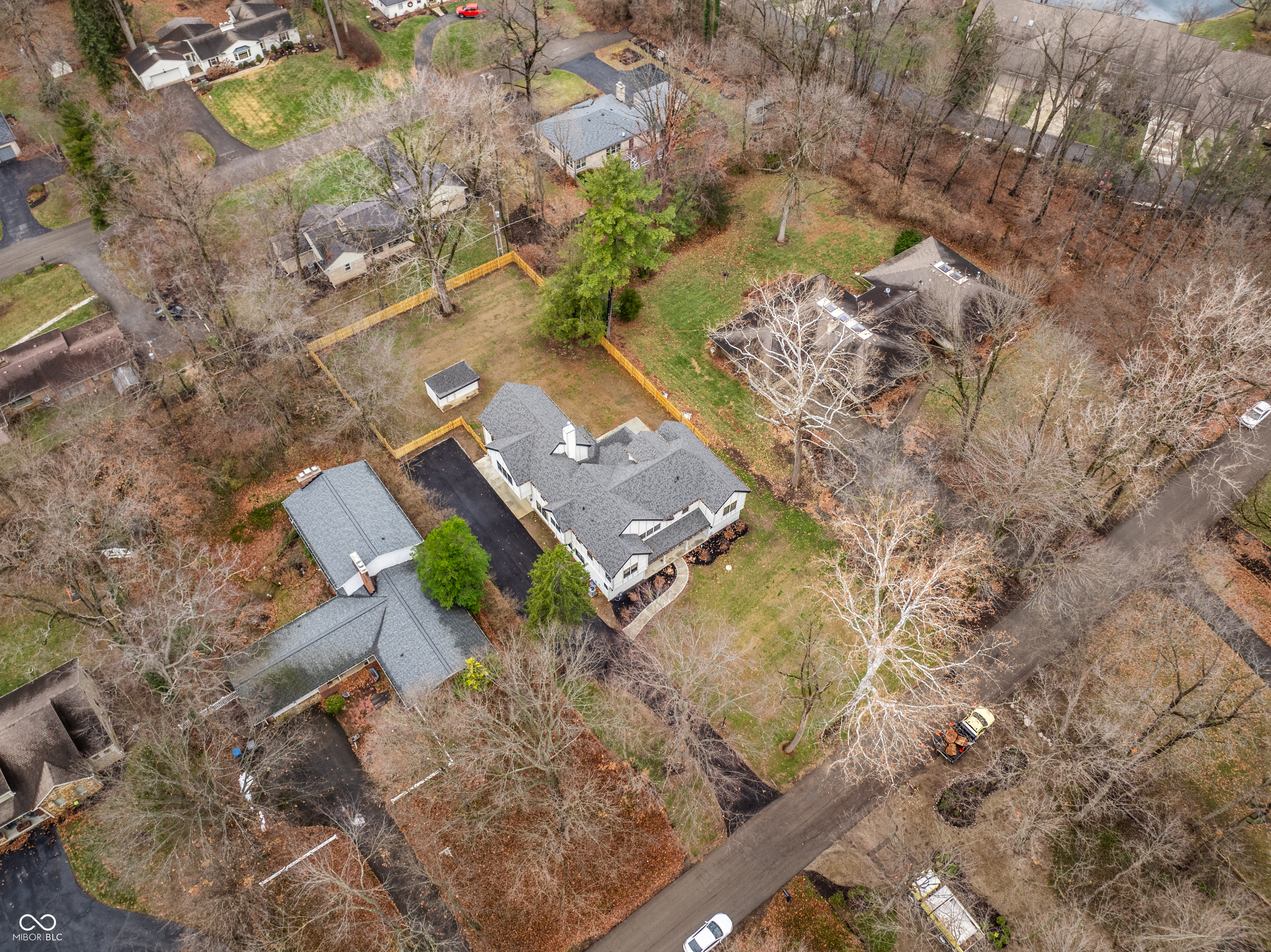 8390 N Illinois Street