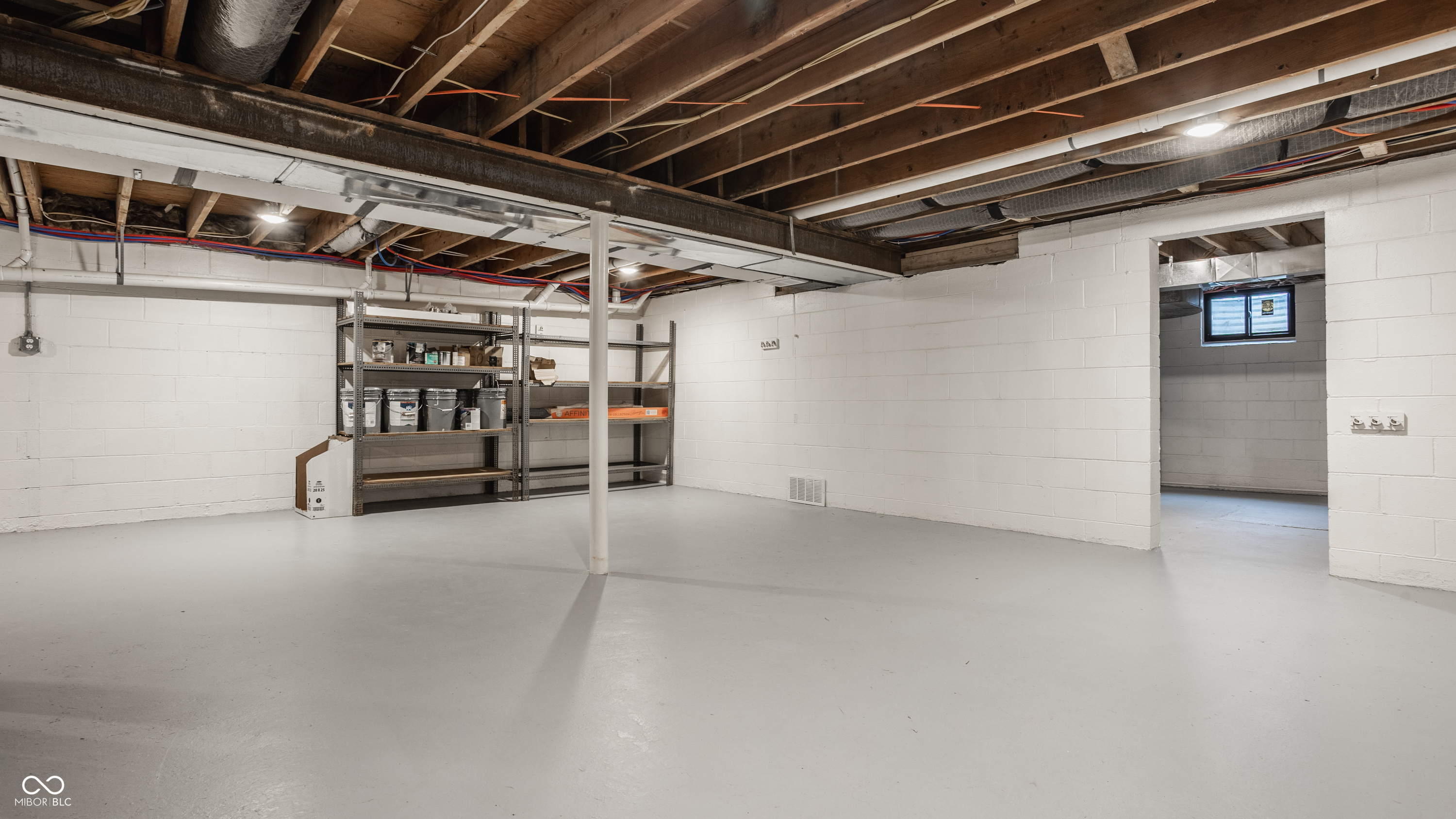 8390 N Illinois Street