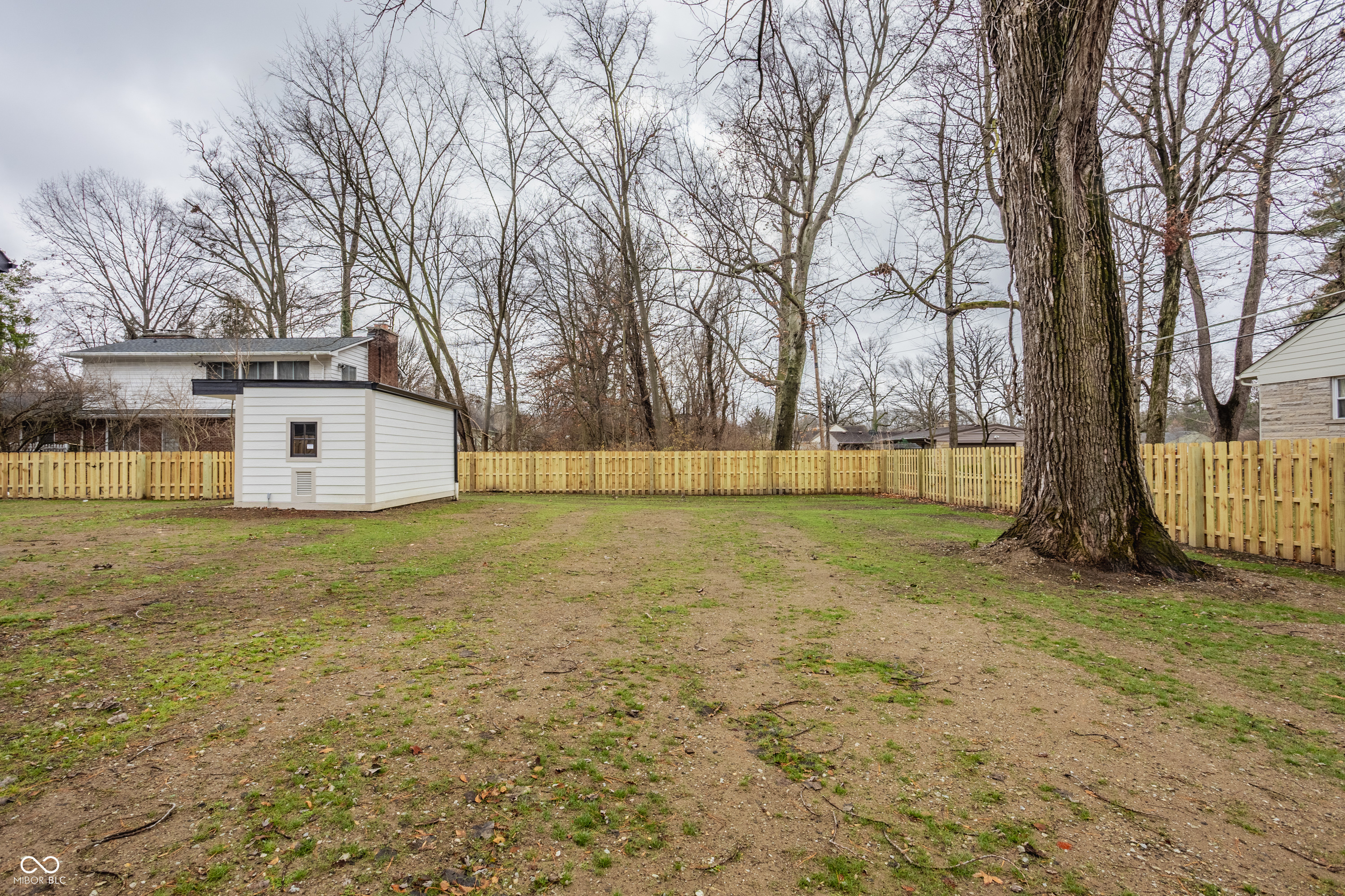 8390 N Illinois Street