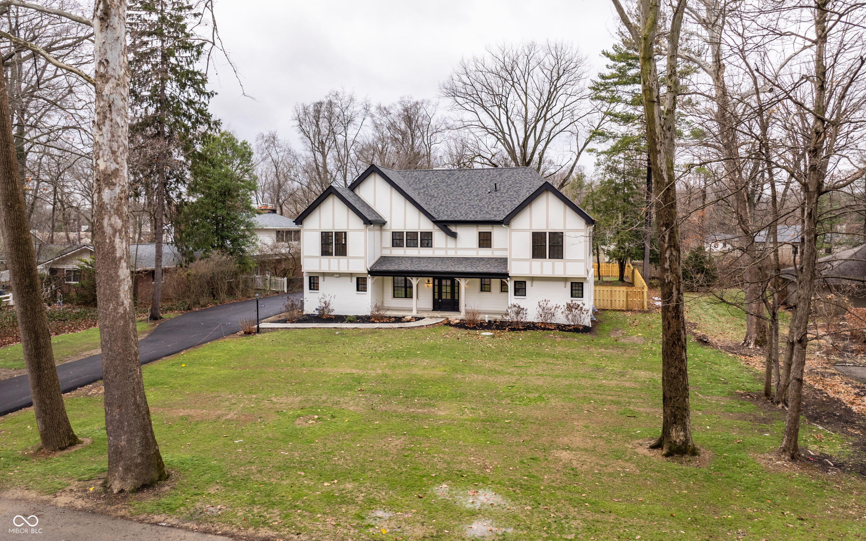 8390 N Illinois Street