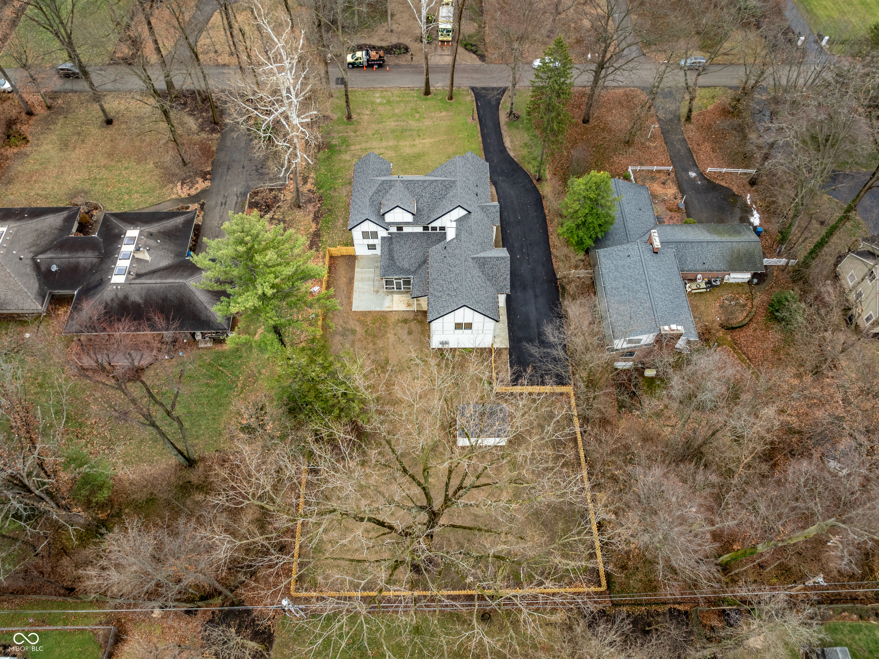 8390 N Illinois Street