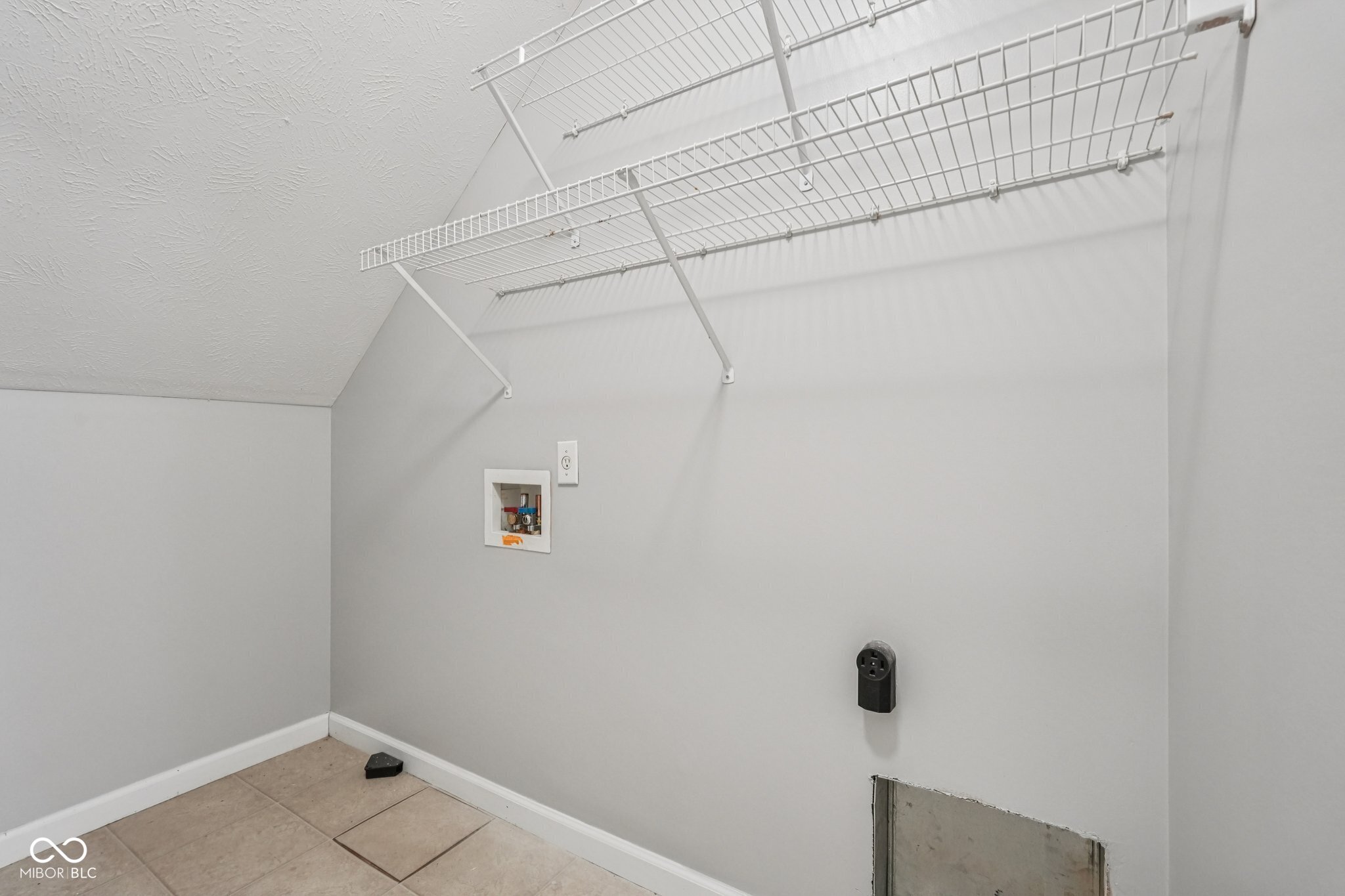 1916 N Sandal Wood Drive