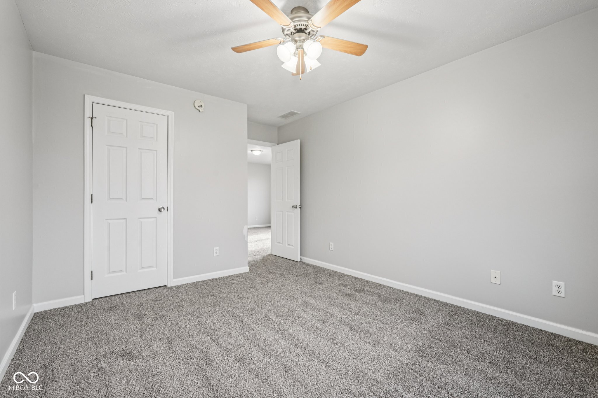 1916 N Sandal Wood Drive