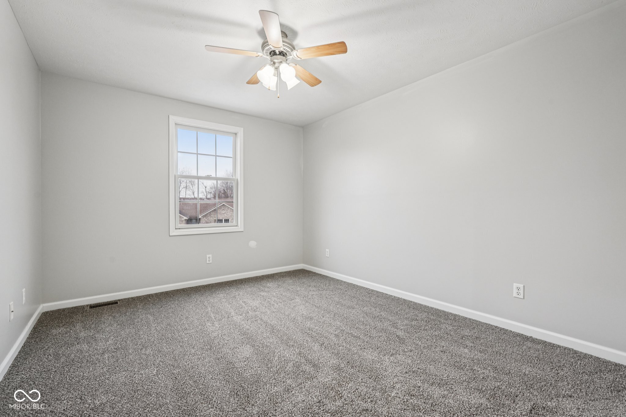 1916 N Sandal Wood Drive