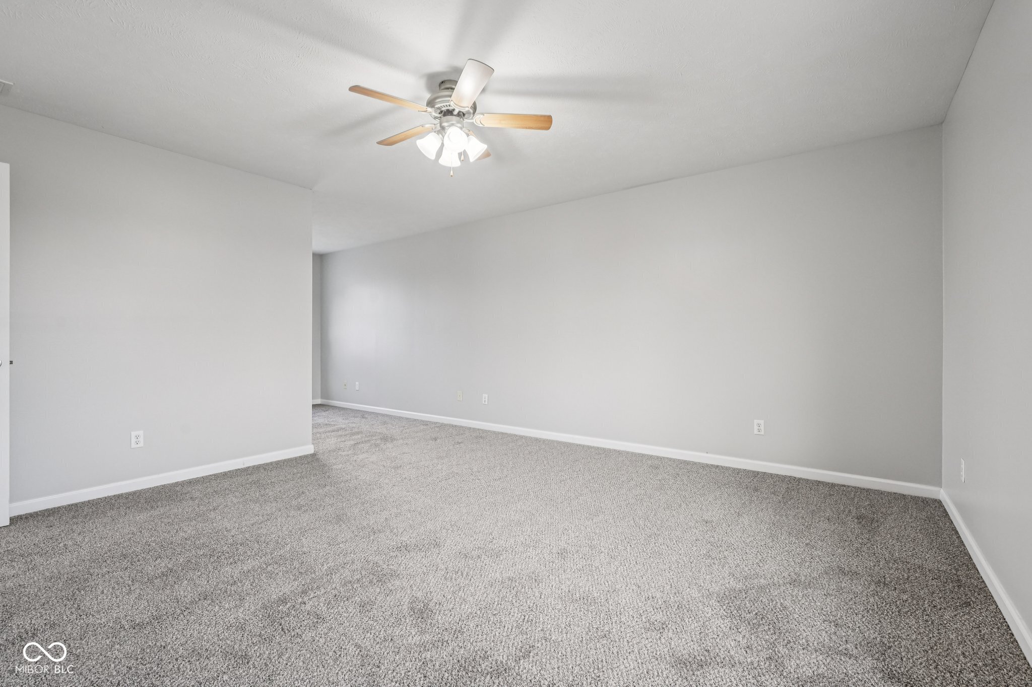 1916 N Sandal Wood Drive