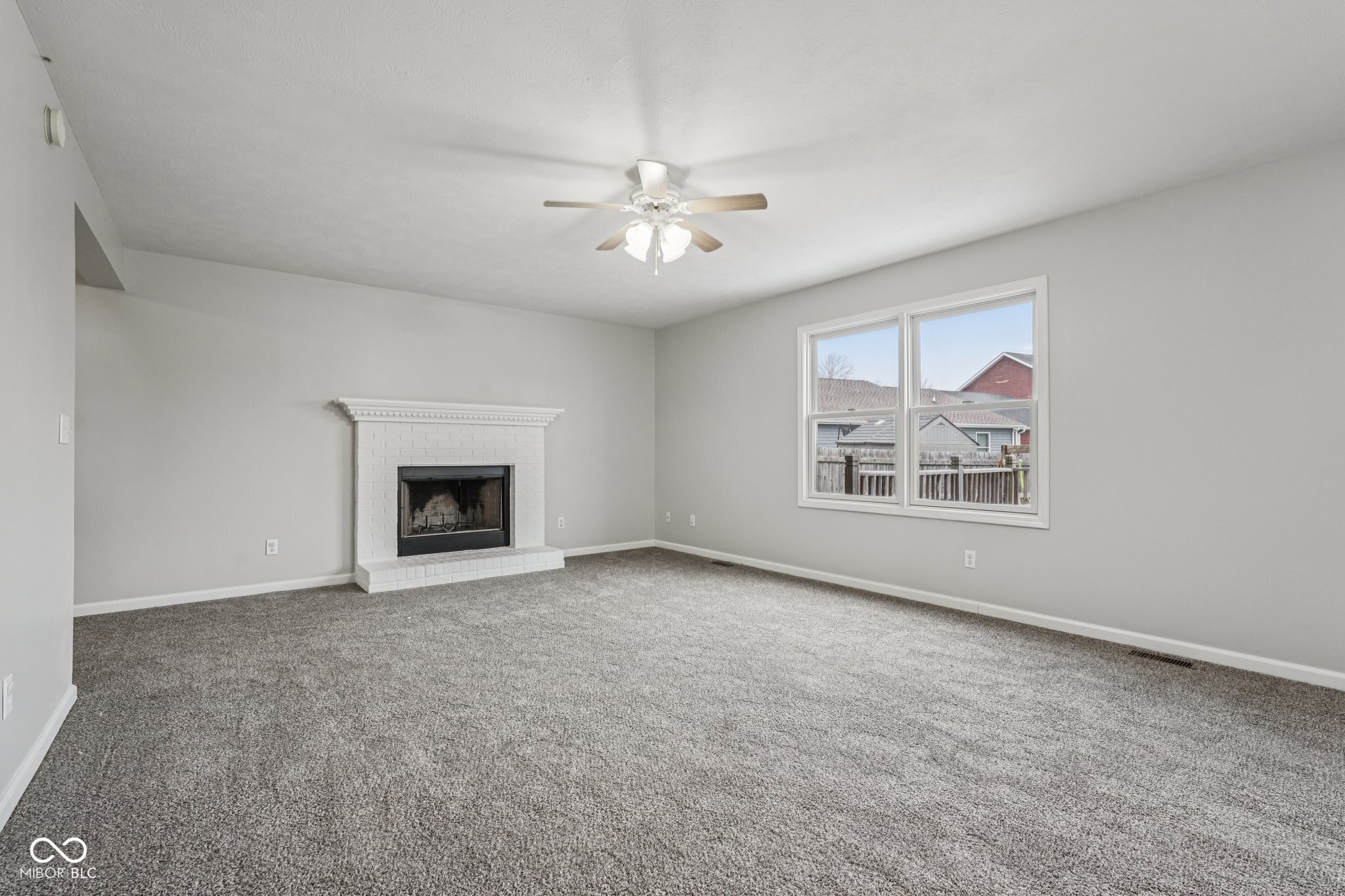 1916 N Sandal Wood Drive