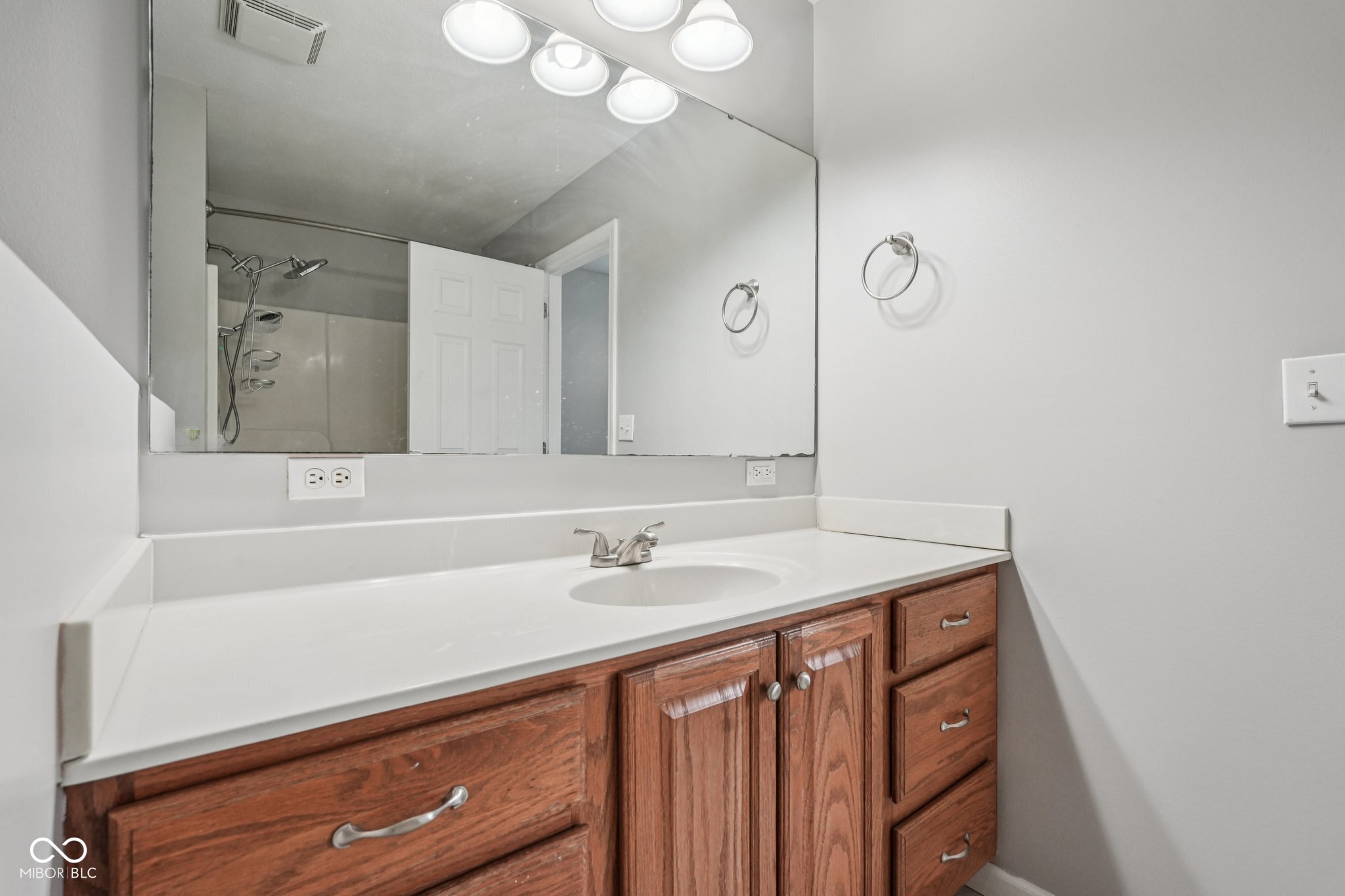 1916 N Sandal Wood Drive