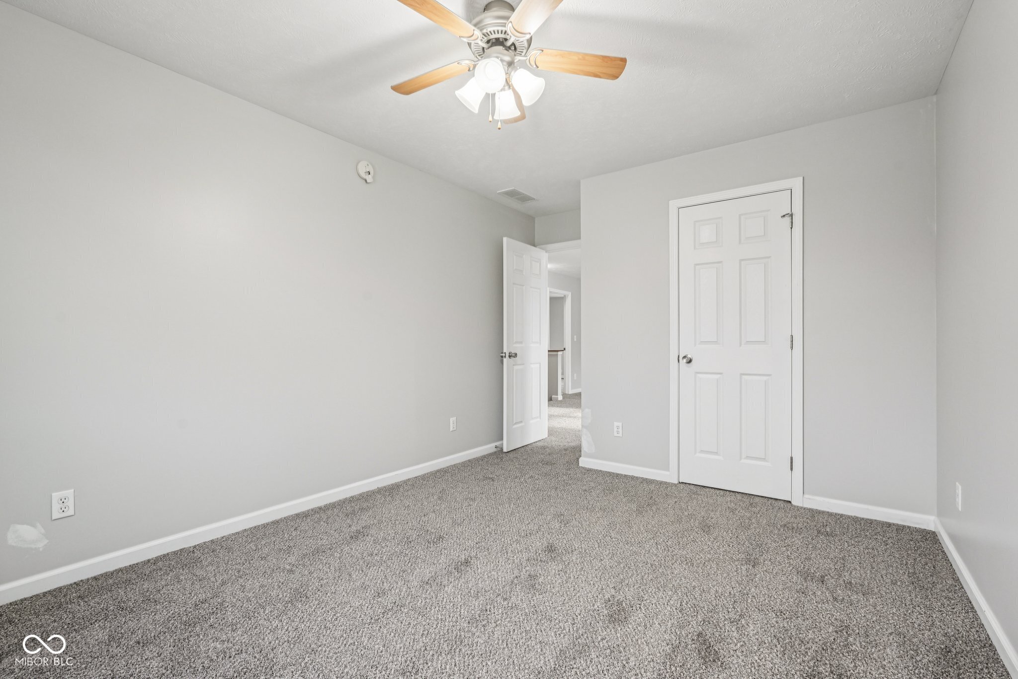 1916 N Sandal Wood Drive