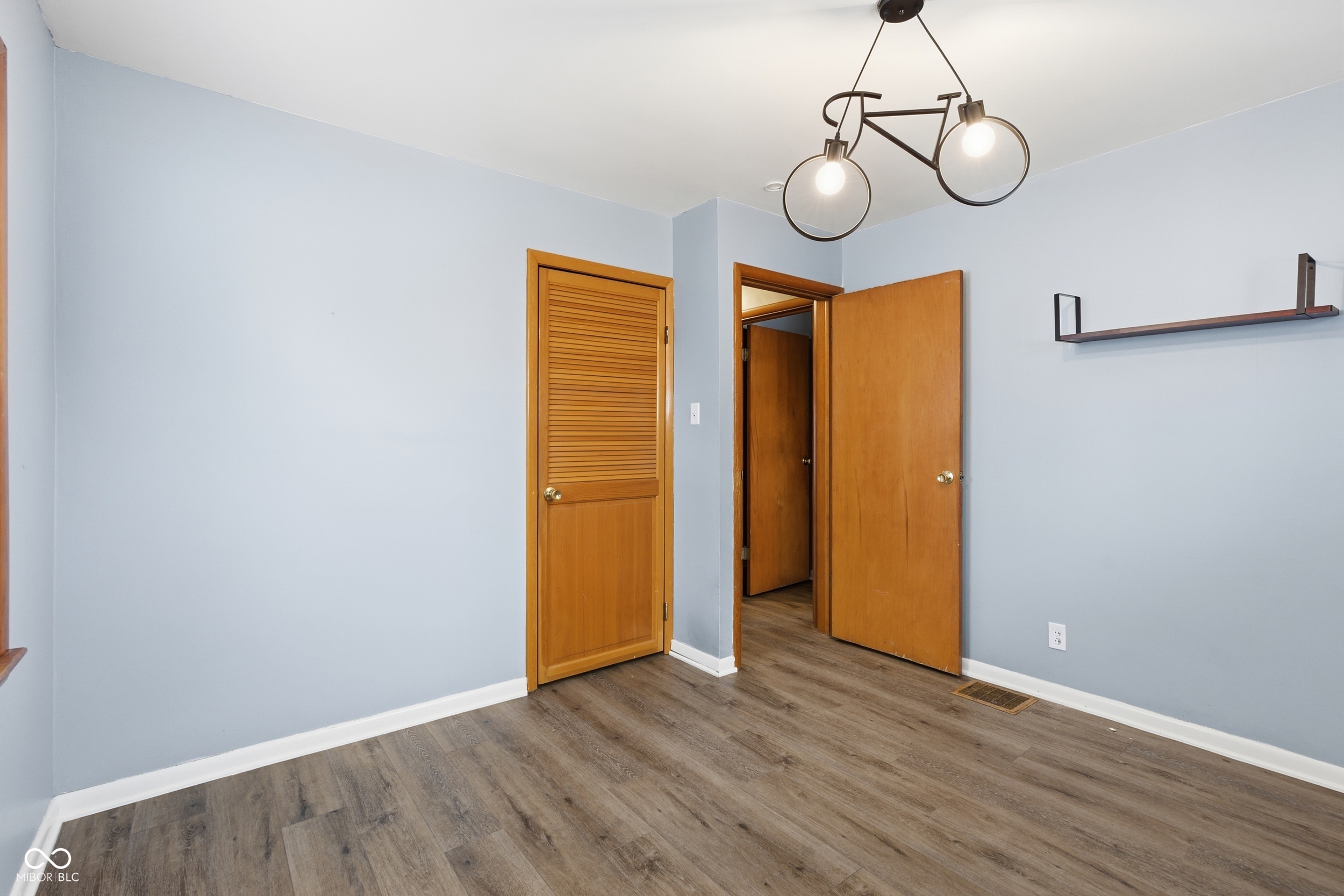 1717 N Euclid Avenue