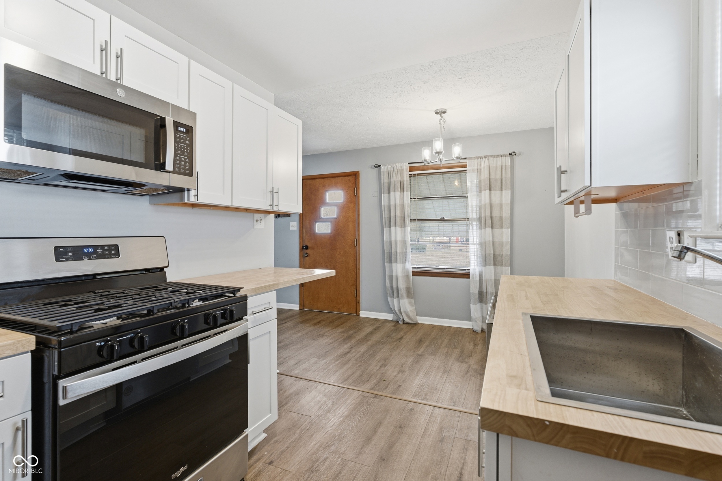 1717 N Euclid Avenue