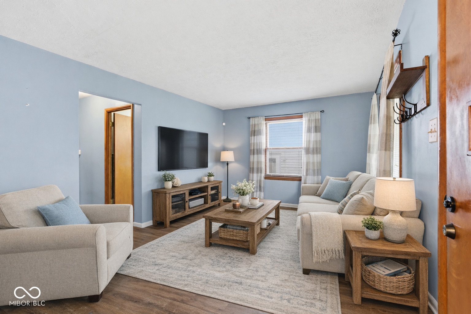 1717 N Euclid Avenue