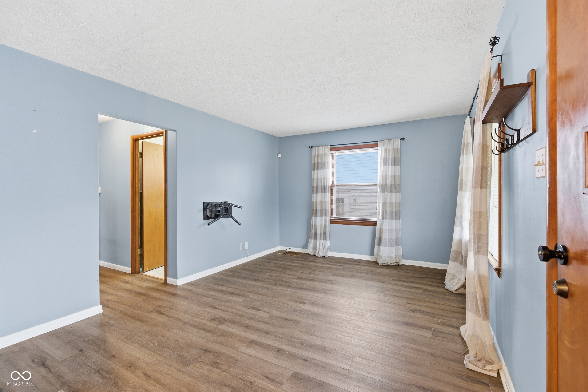 1717 N Euclid Avenue