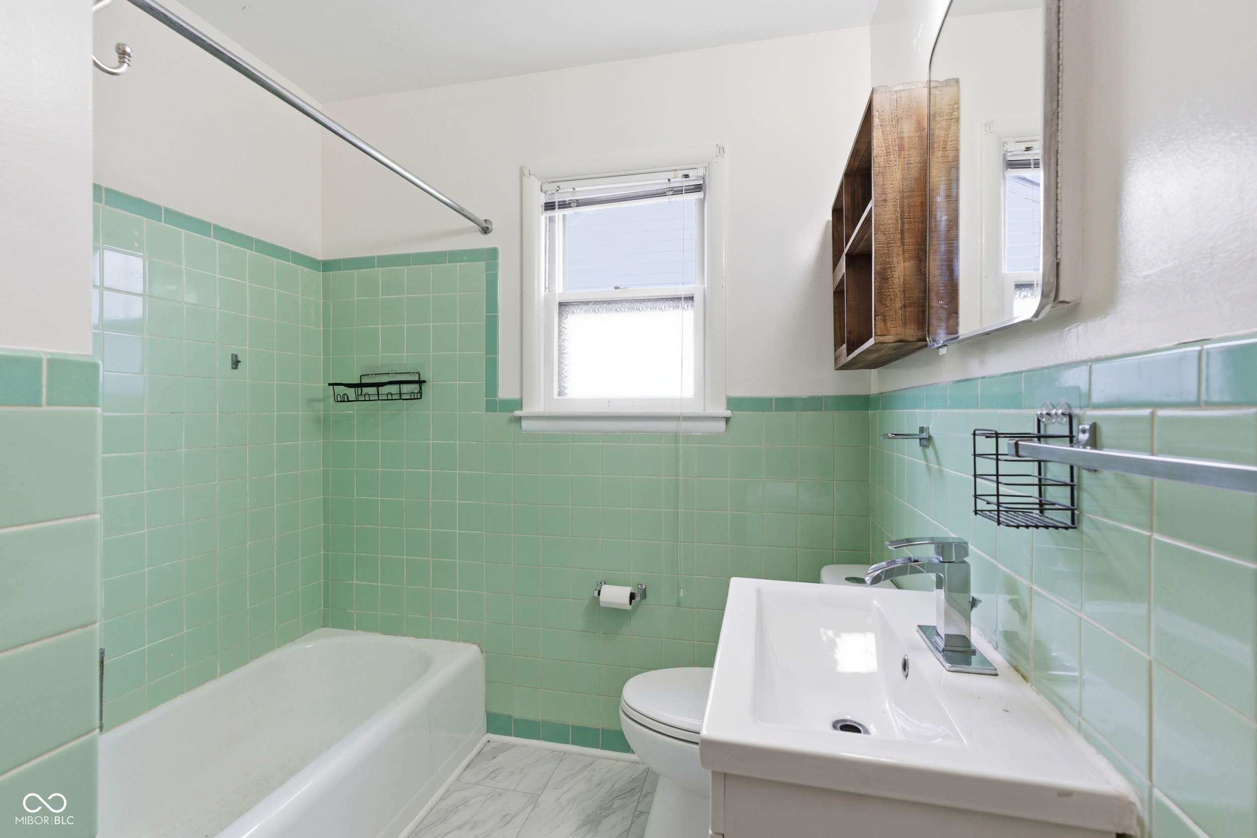 1717 N Euclid Avenue