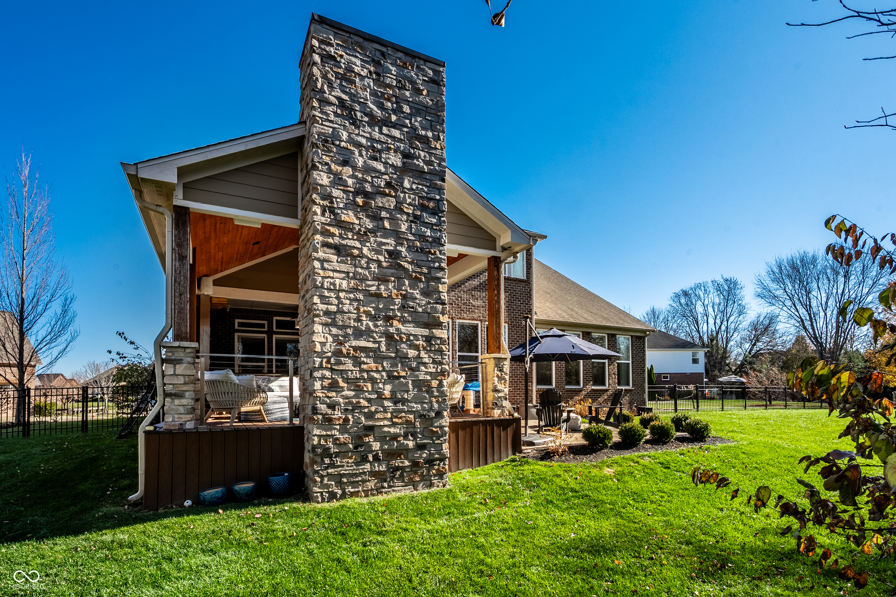 3800 Abney Point Drive