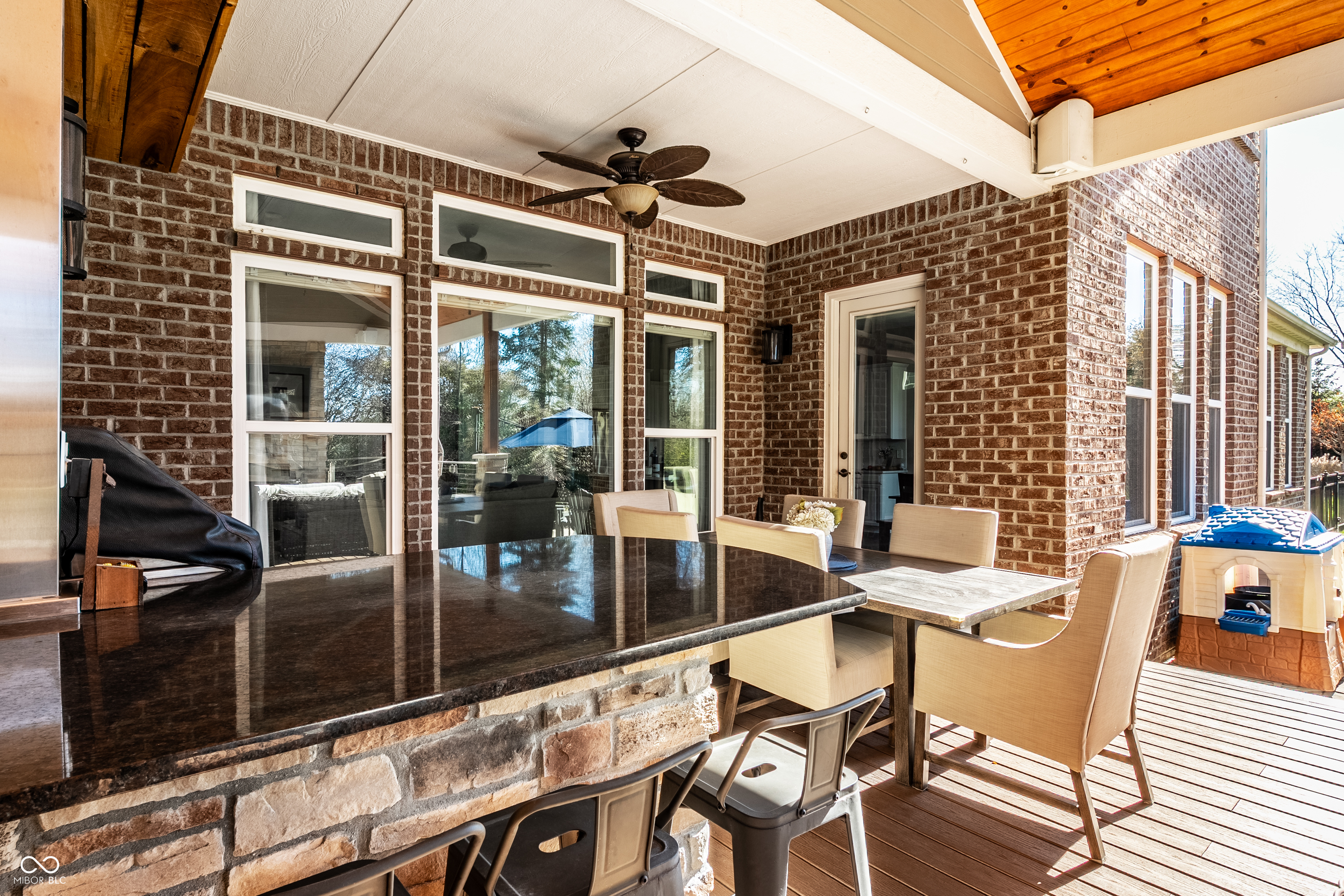 3800 Abney Point Drive