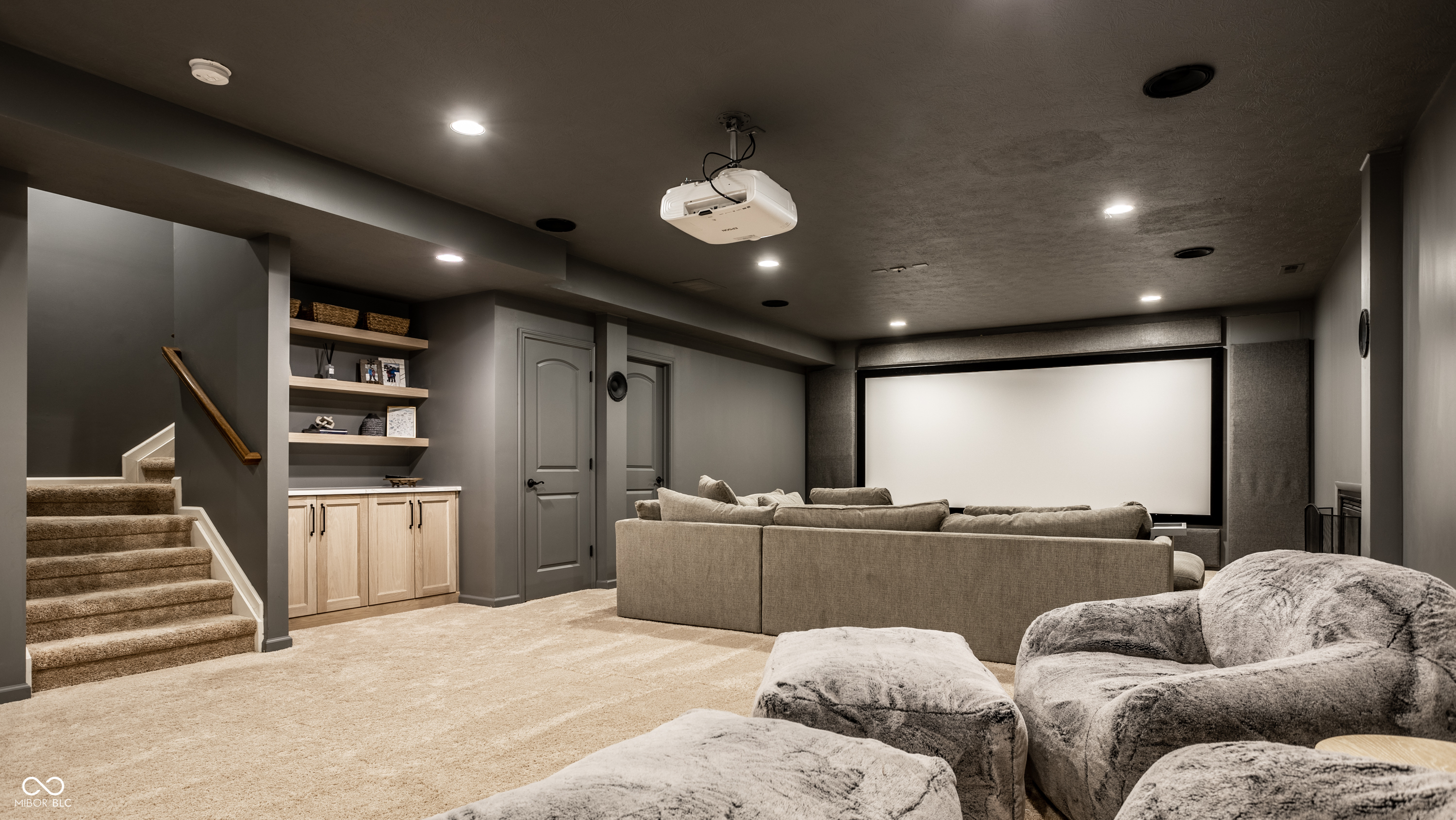 3800 Abney Point Drive