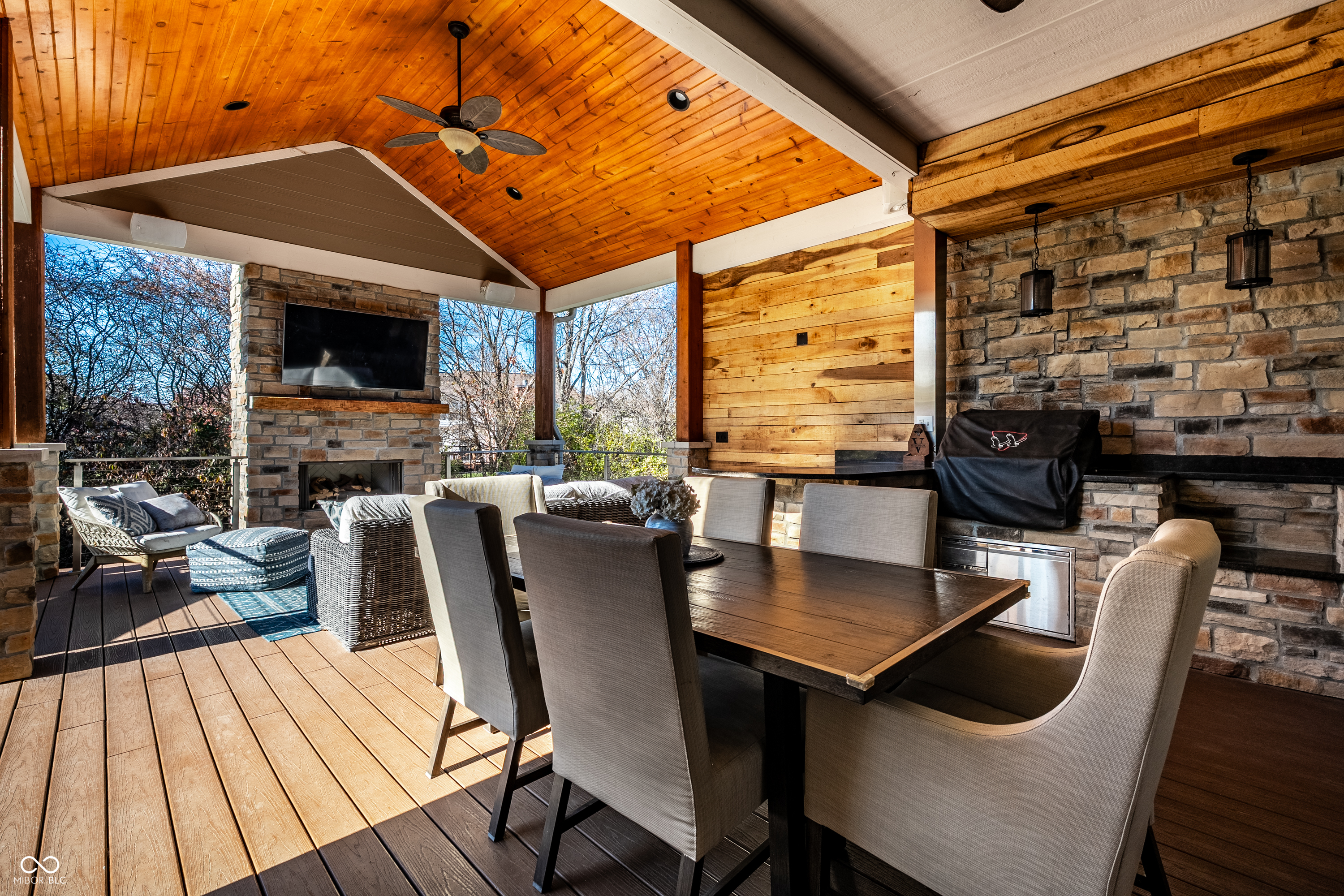 3800 Abney Point Drive