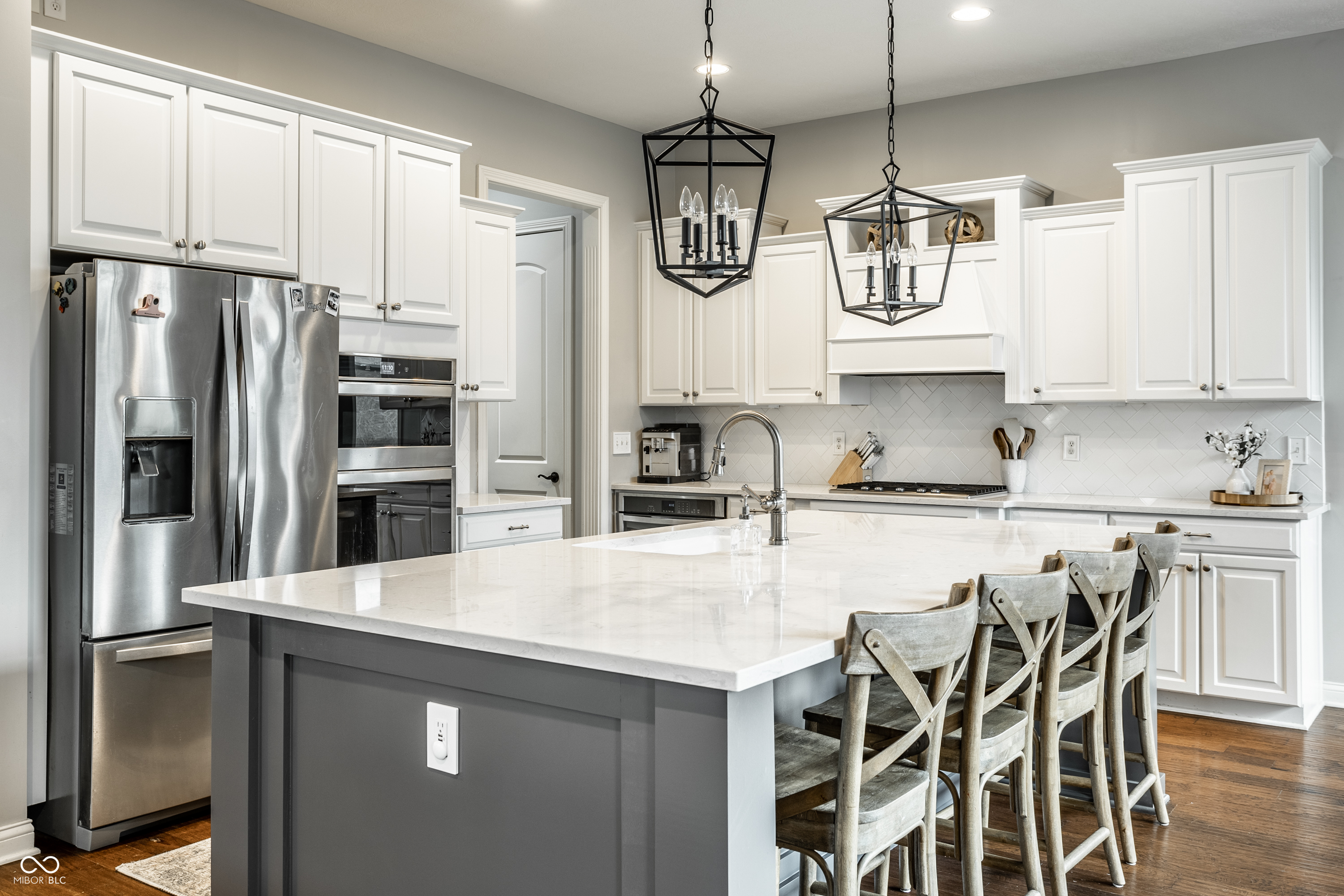 3800 Abney Point Drive