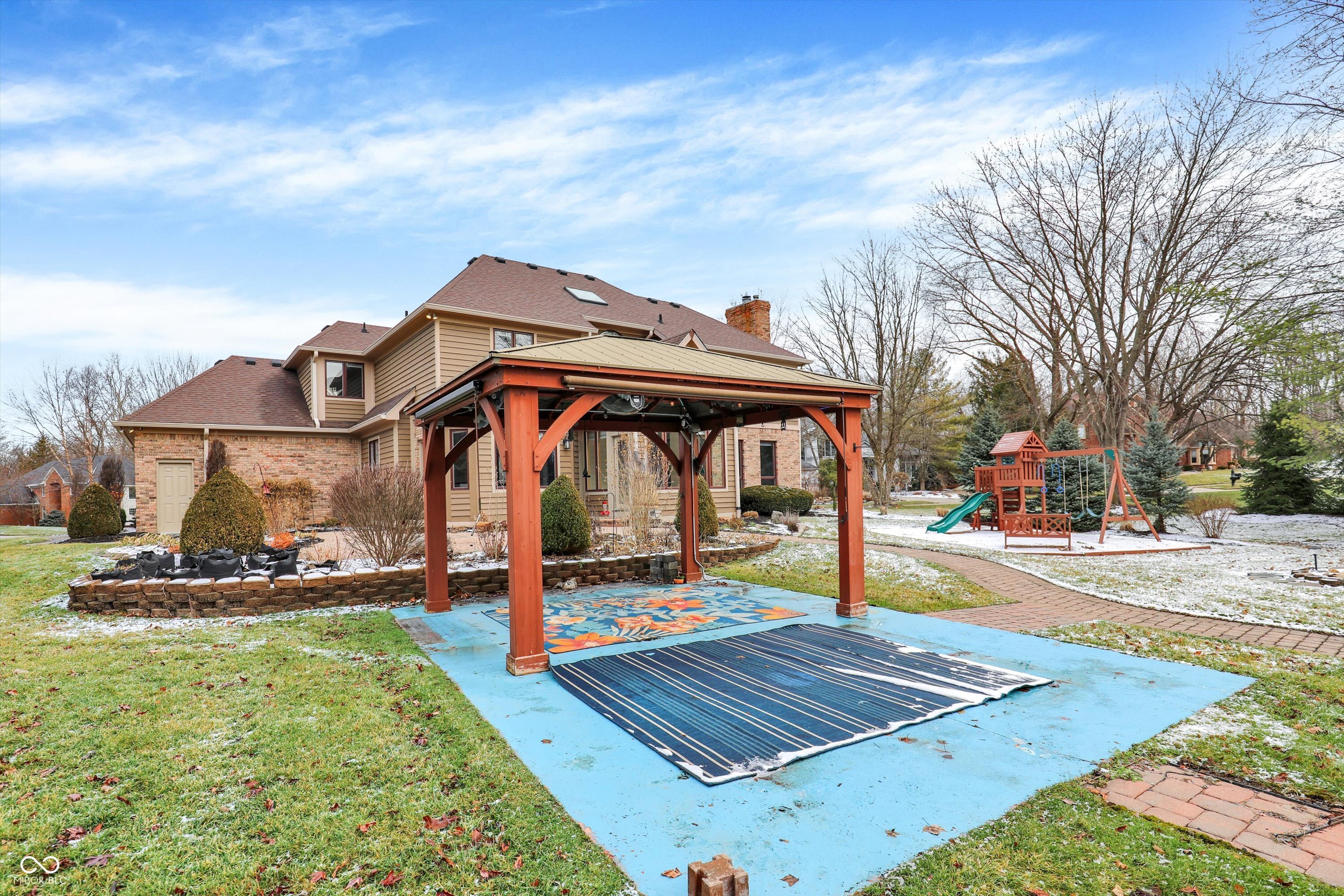 8802 Worthington Court