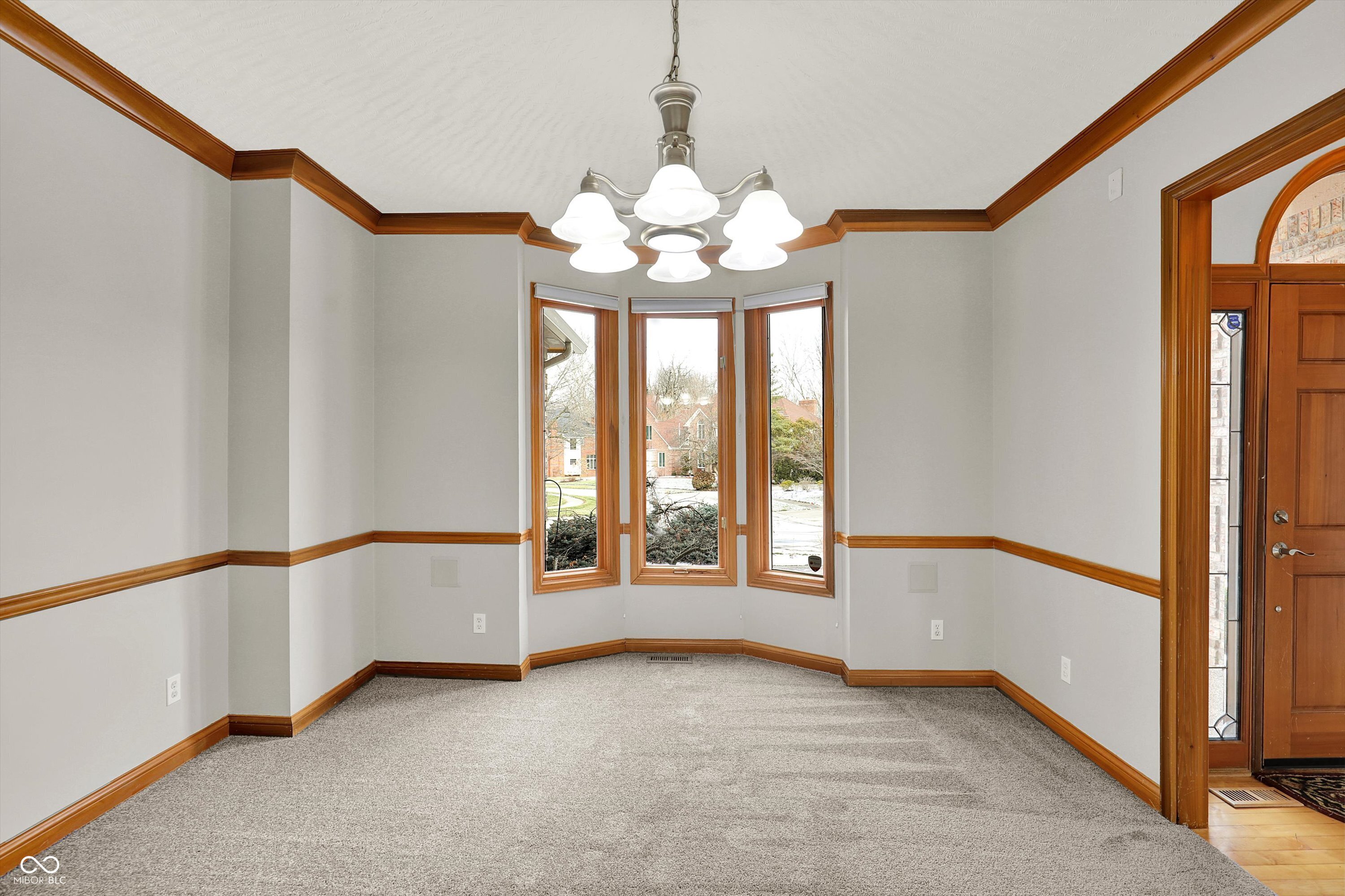 8802 Worthington Court