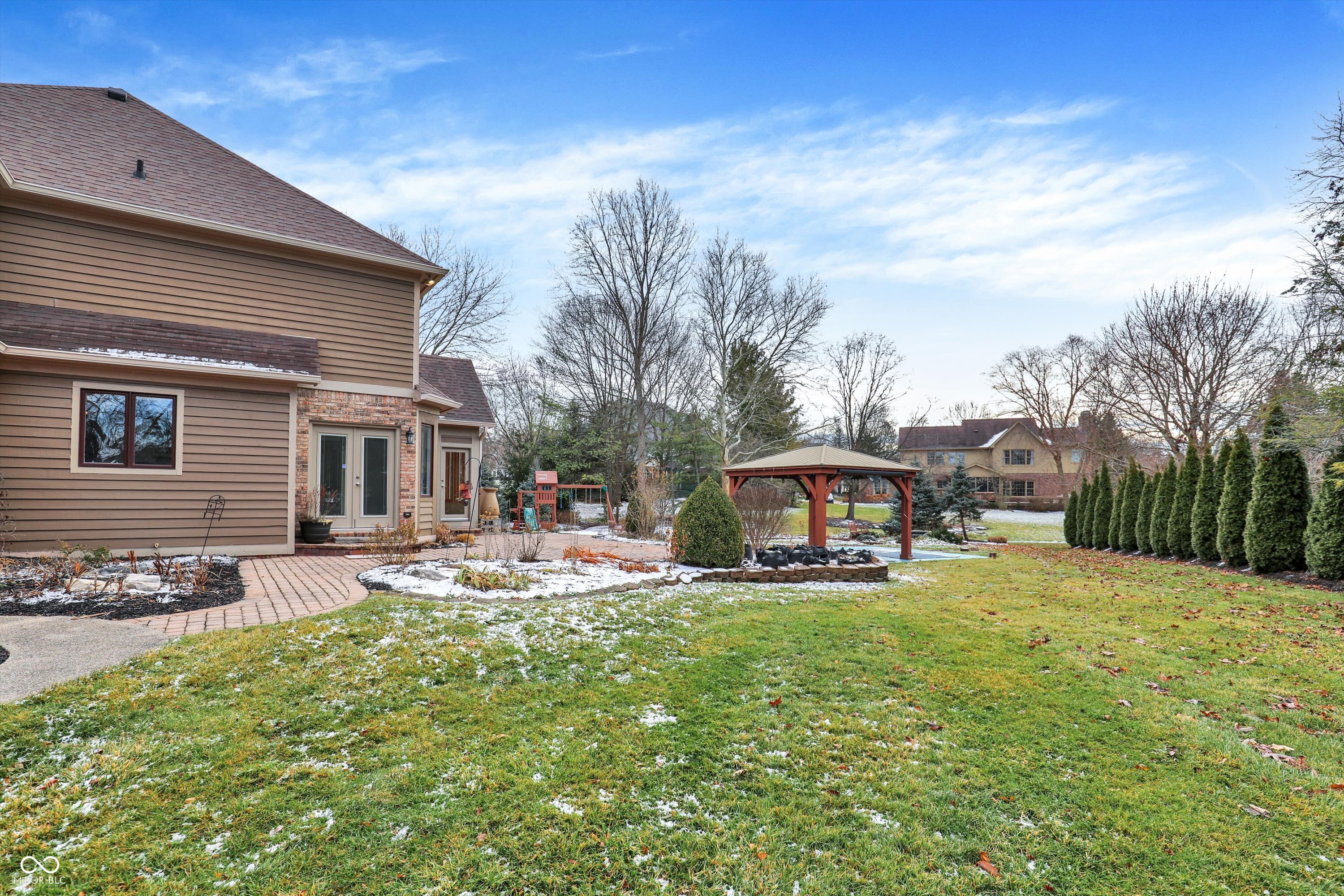 8802 Worthington Court