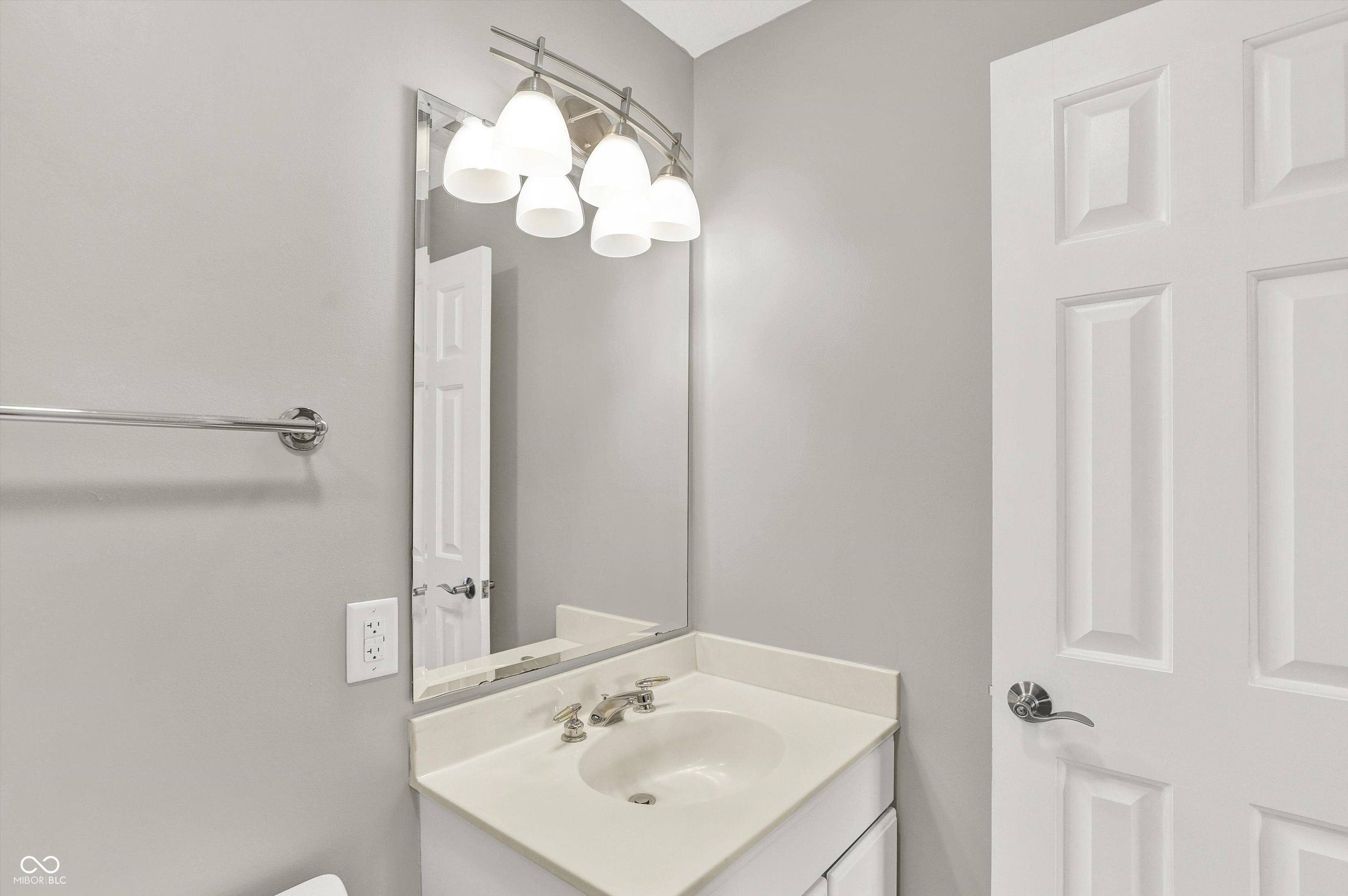 8802 Worthington Court