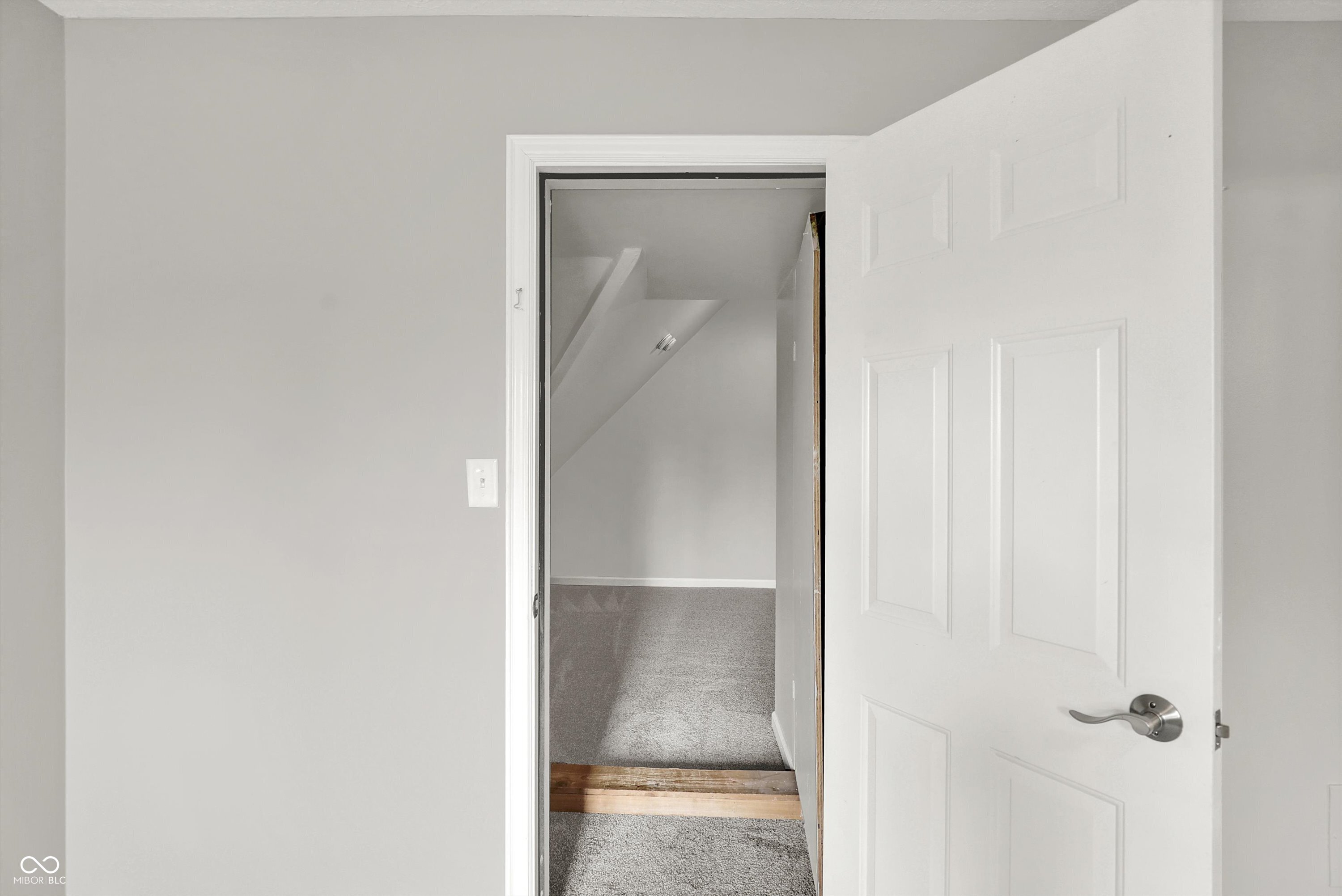 8802 Worthington Court