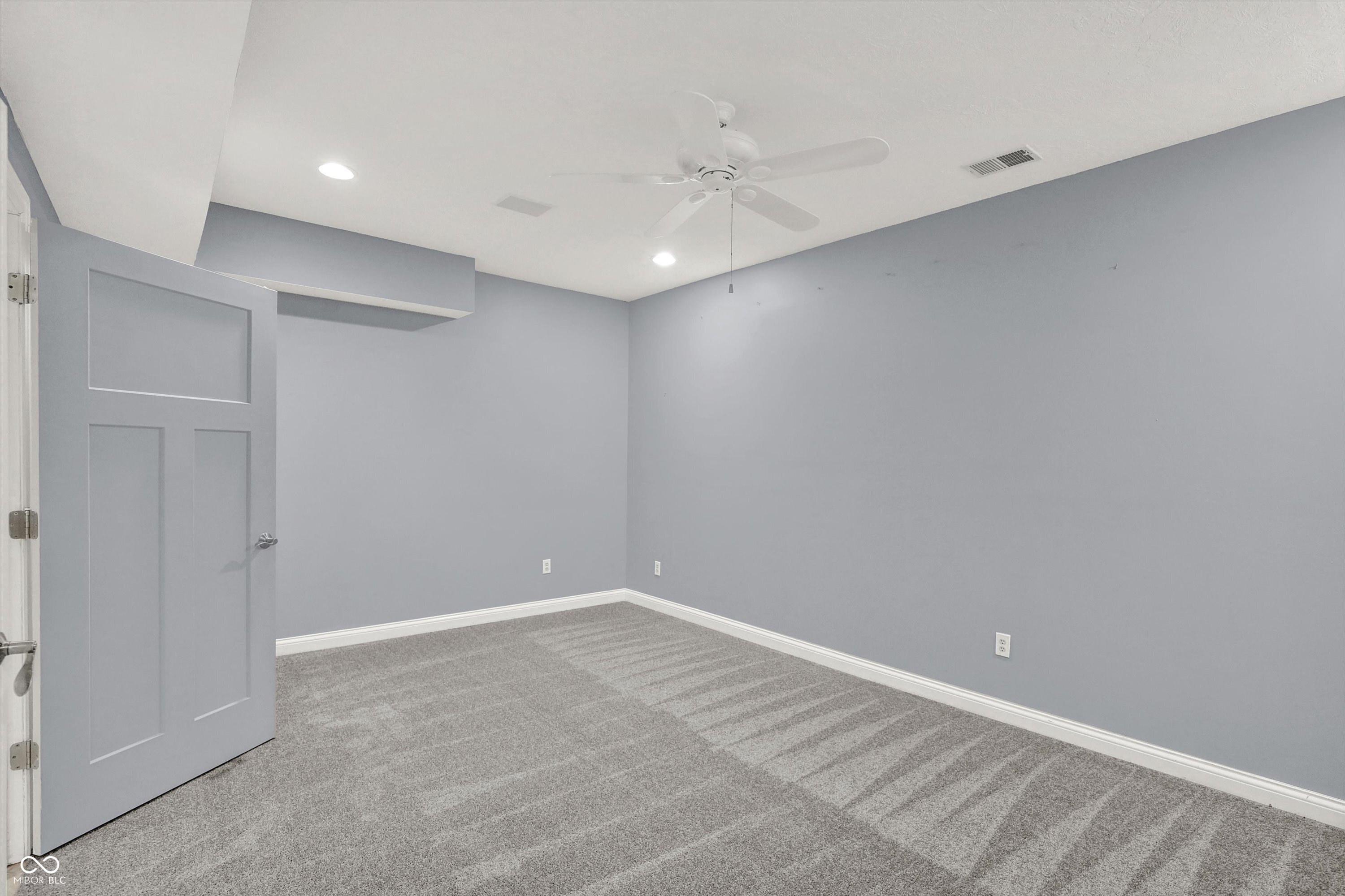 8802 Worthington Court