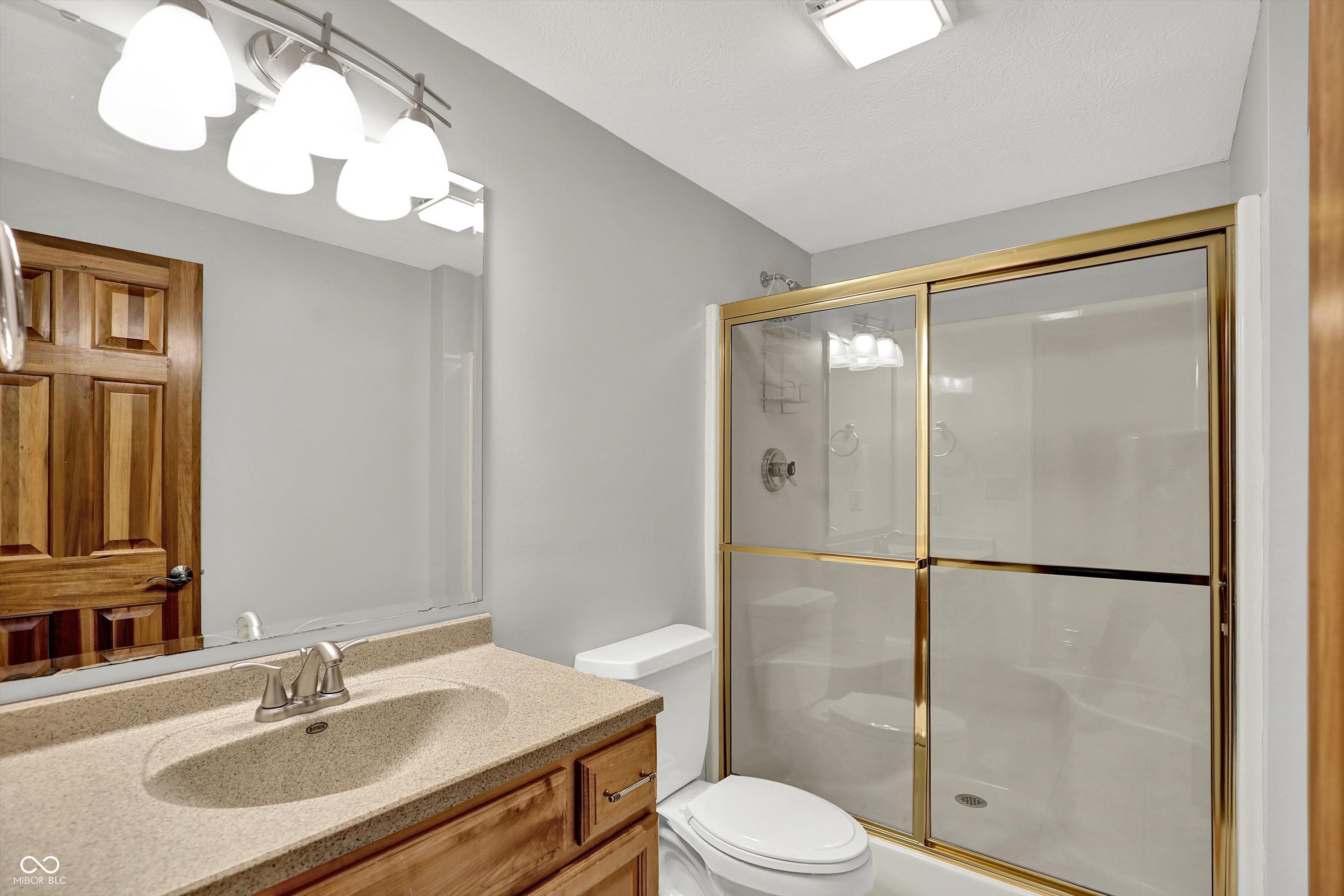 8802 Worthington Court