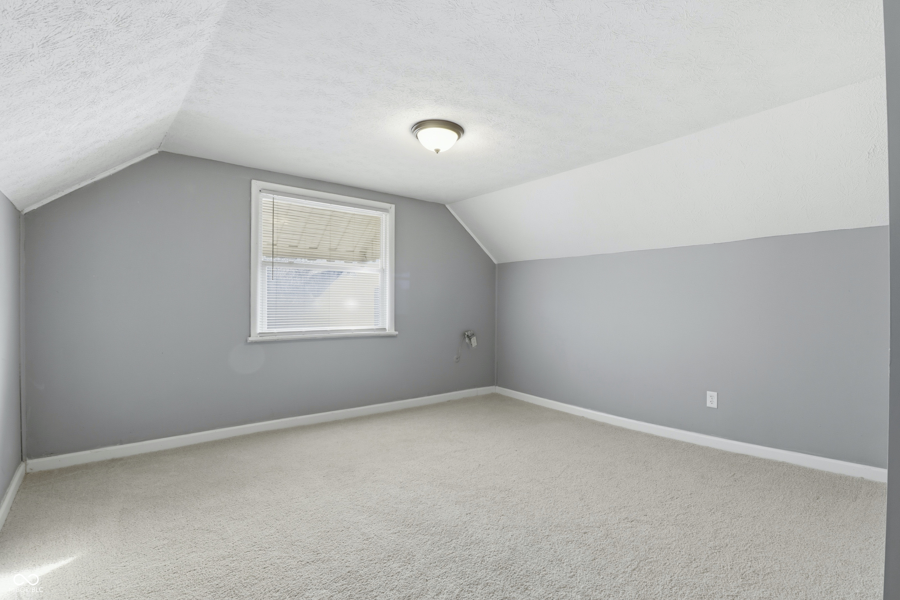 104 N Chester Avenue