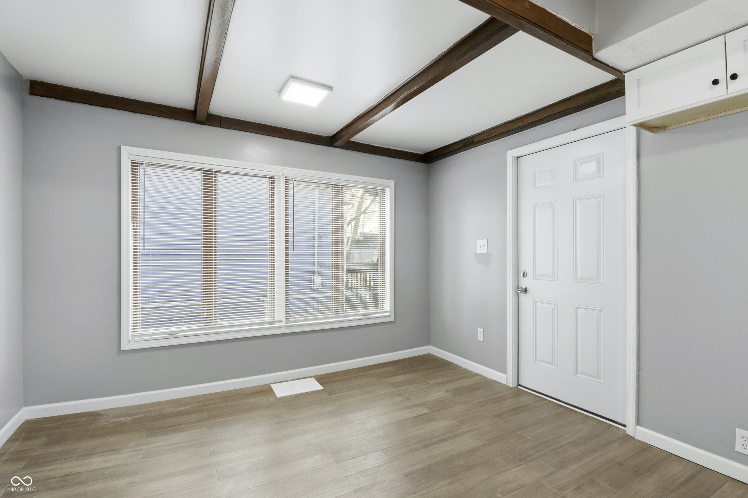 104 N Chester Avenue