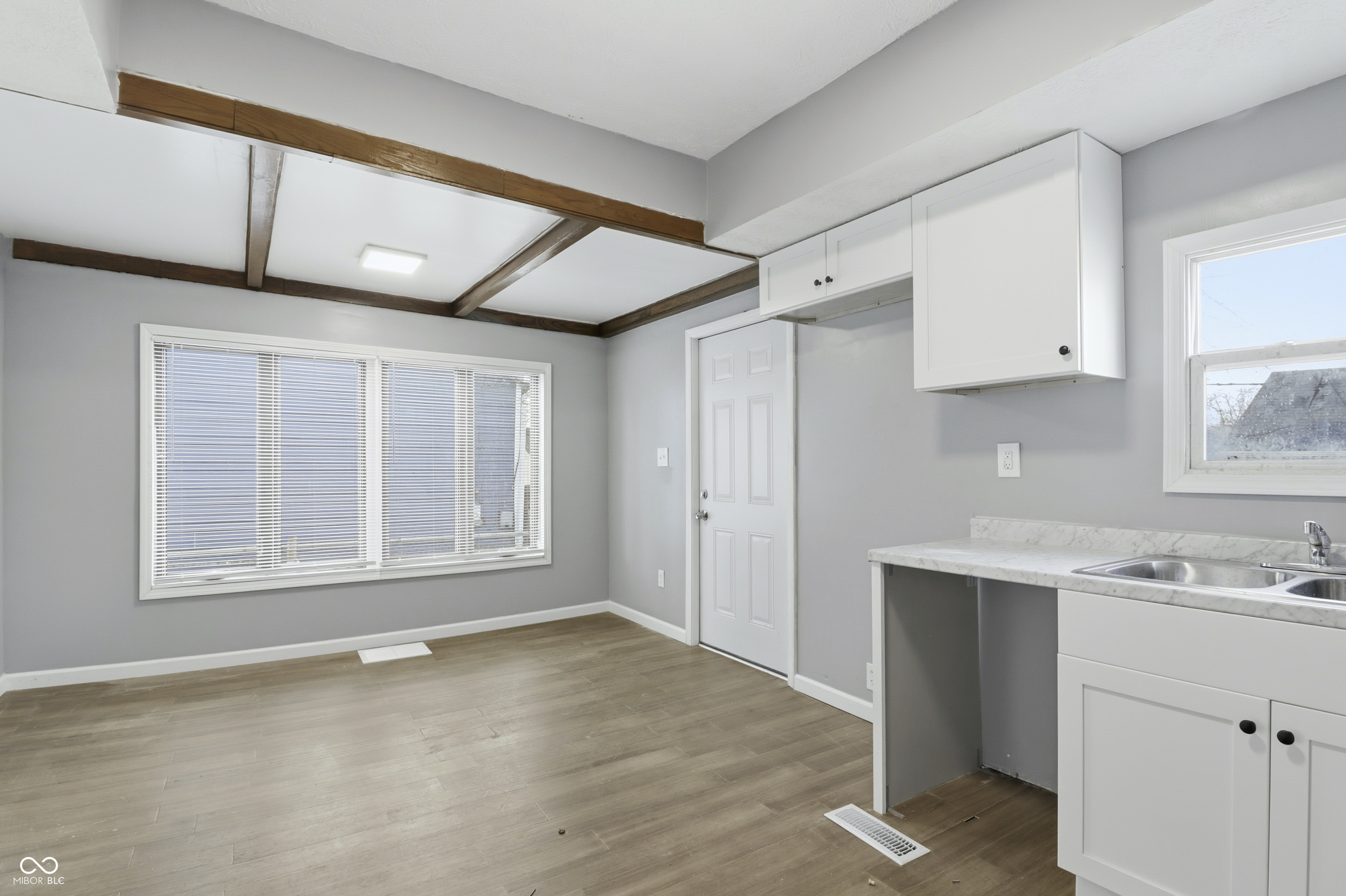 104 N Chester Avenue