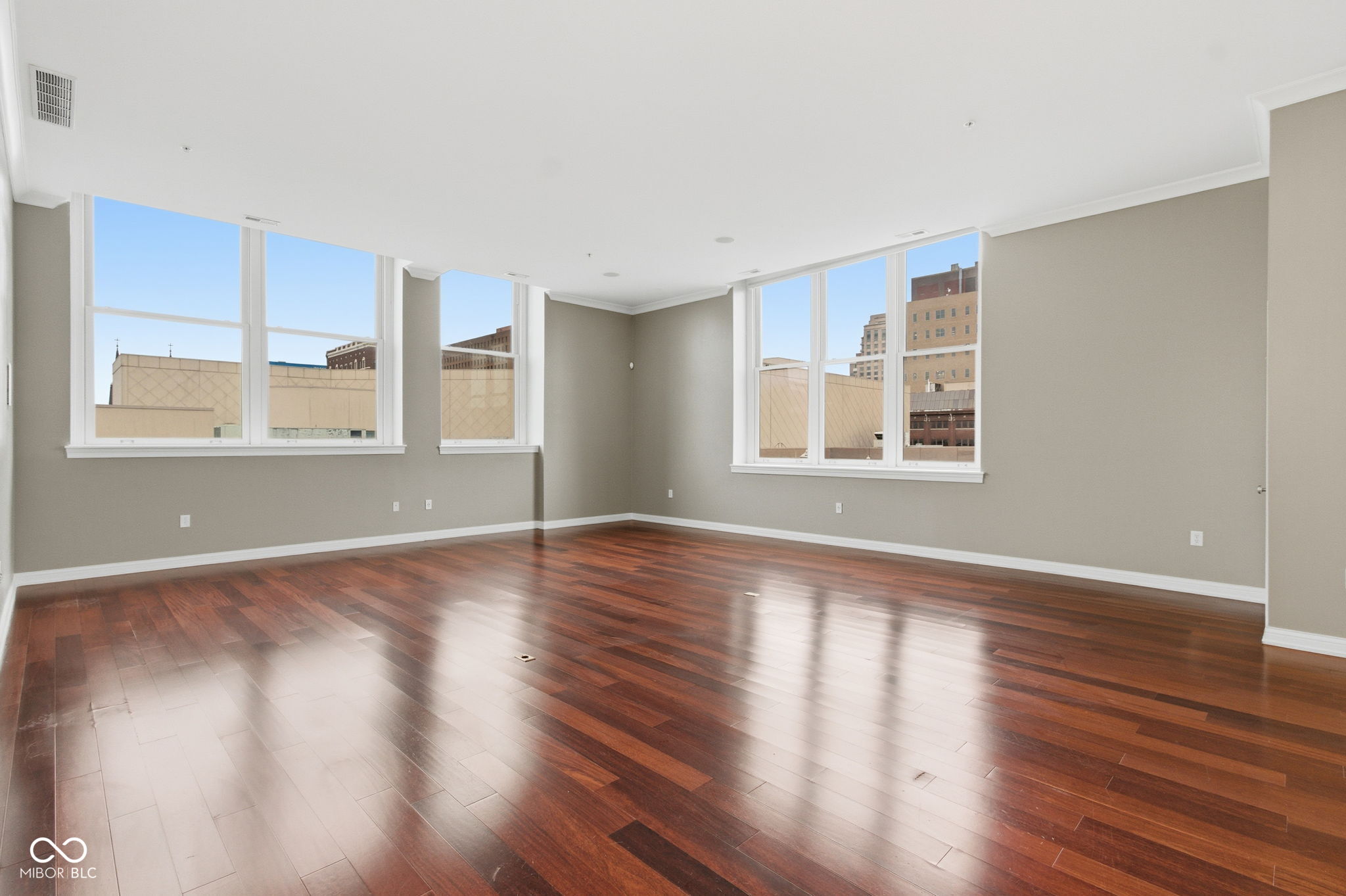 141 S Meridian Street Unit: 501