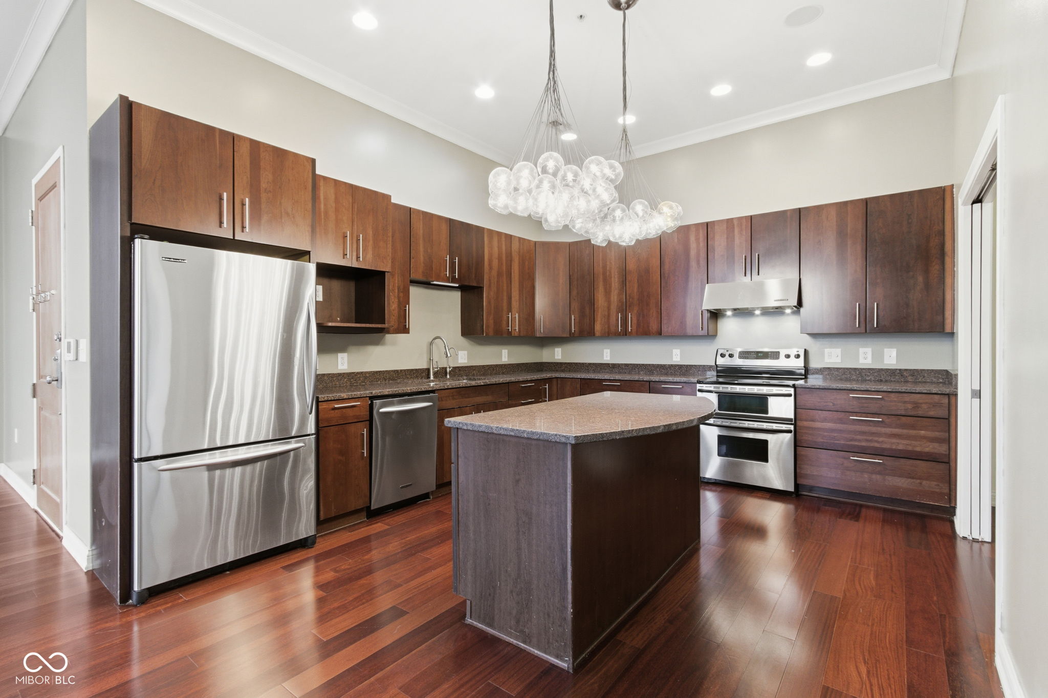 141 S Meridian Street Unit: 501