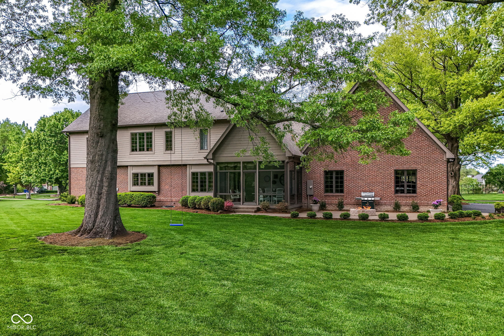 6819 Barrington Place