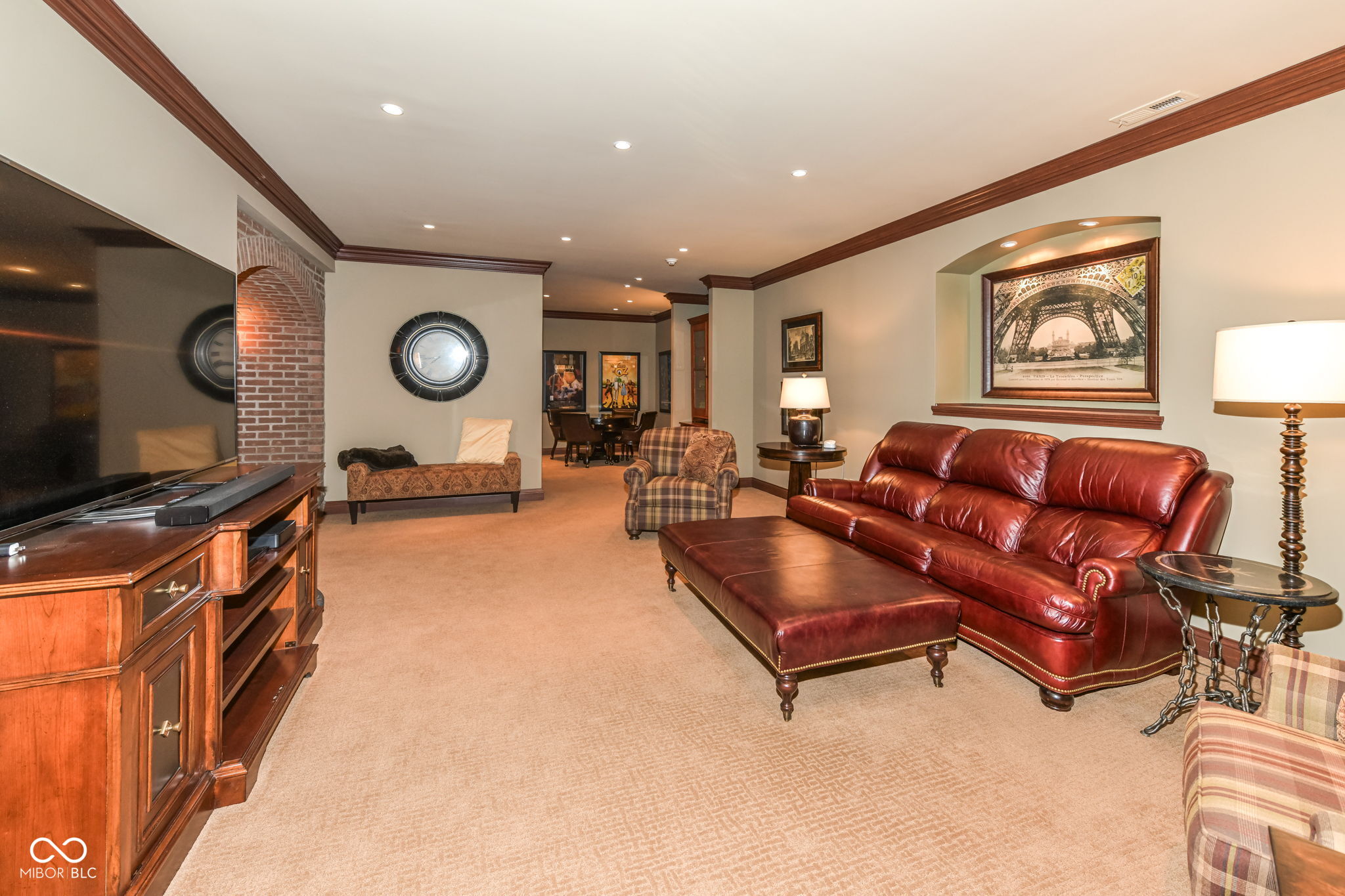 6819 Barrington Place