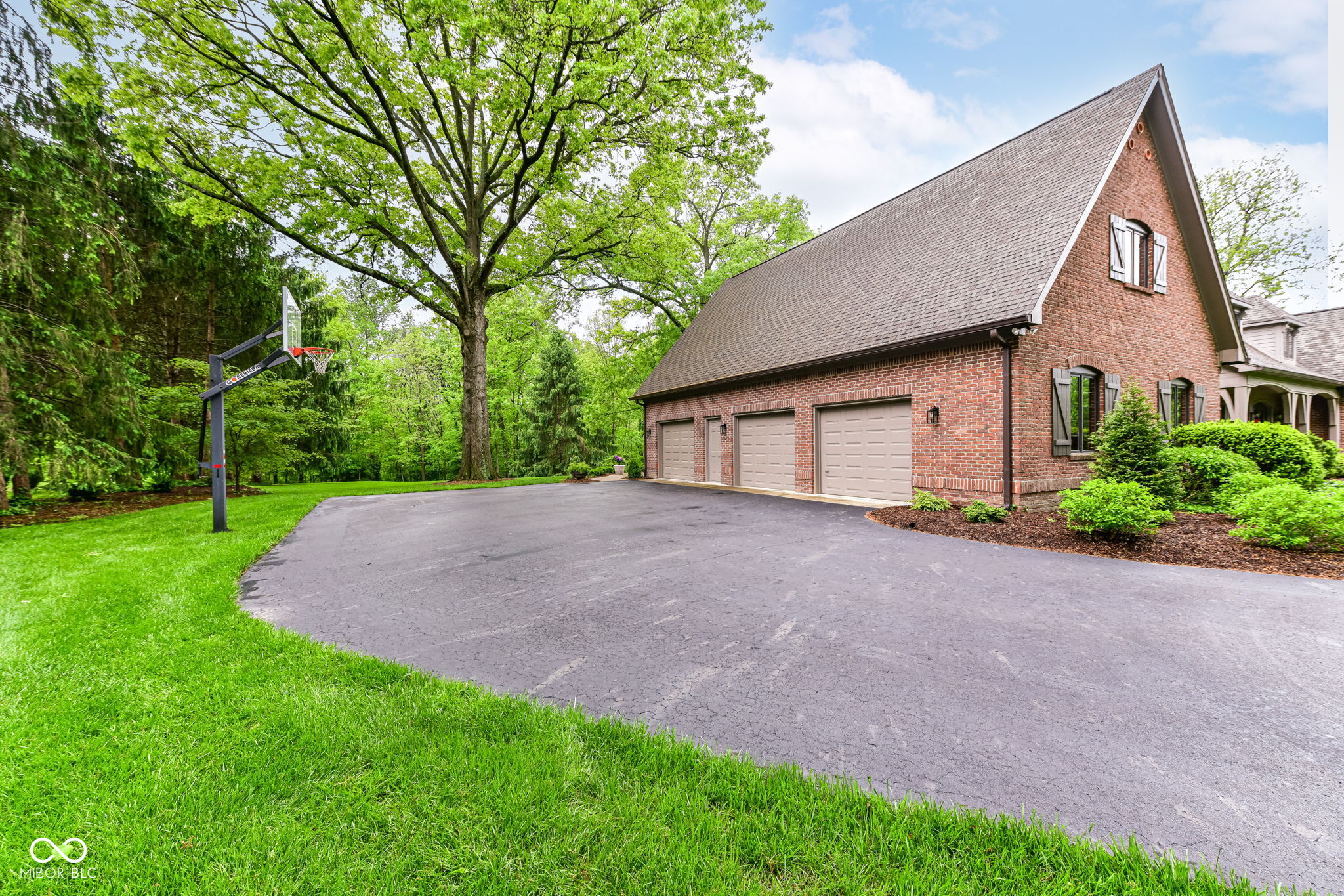6819 Barrington Place