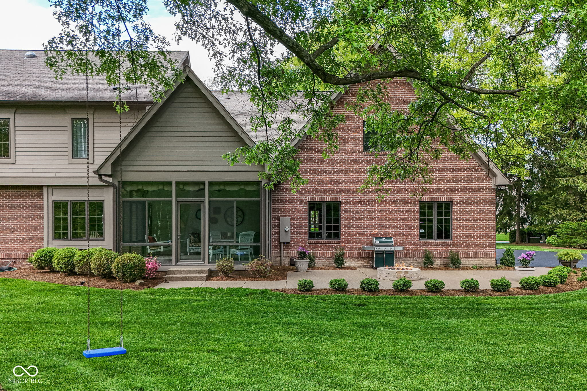 6819 Barrington Place