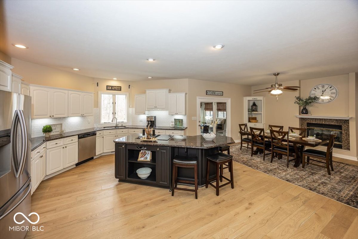 12987 Shoreline Boulevard