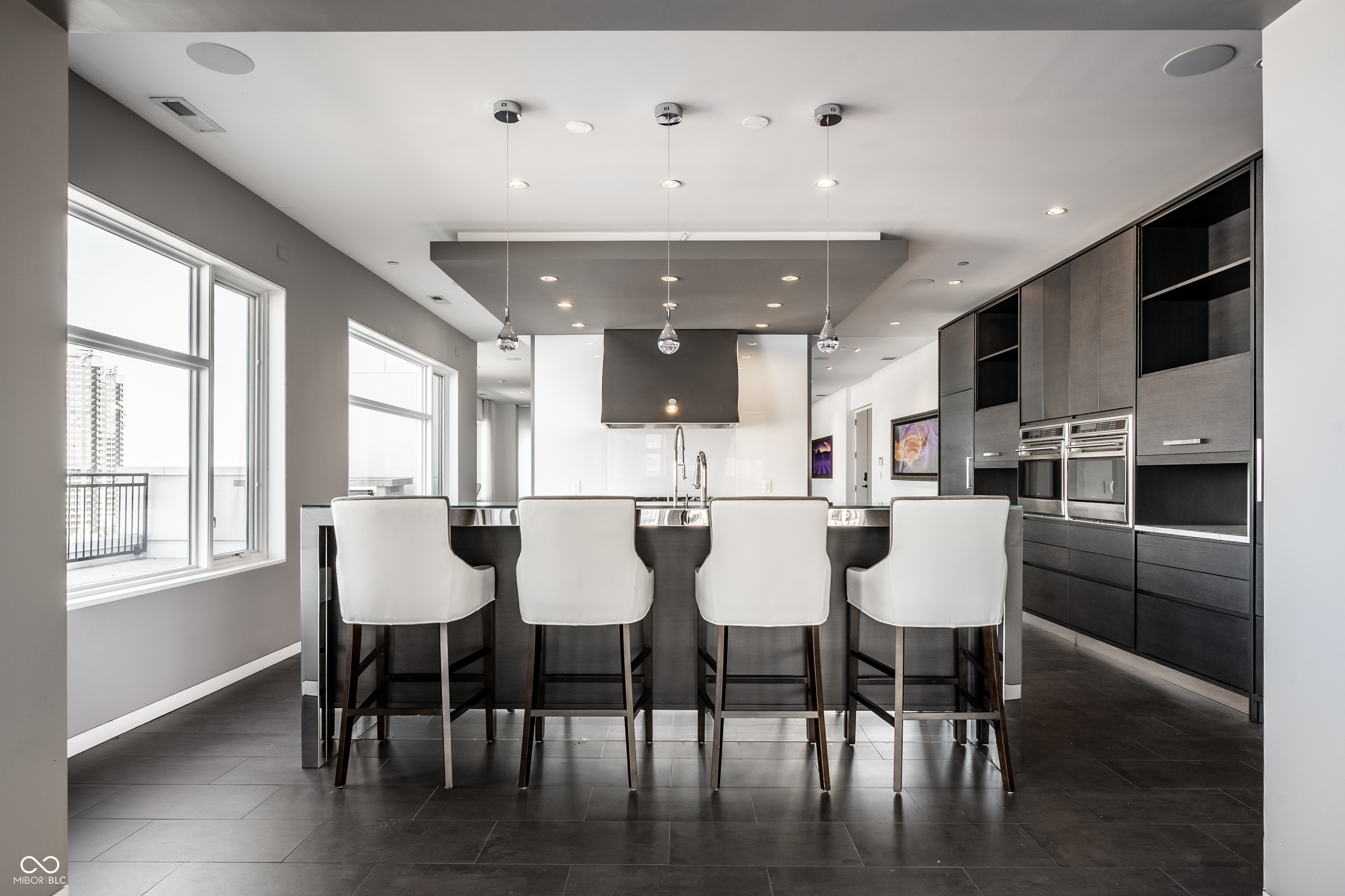 333 Massachusetts Avenue Unit: PH1