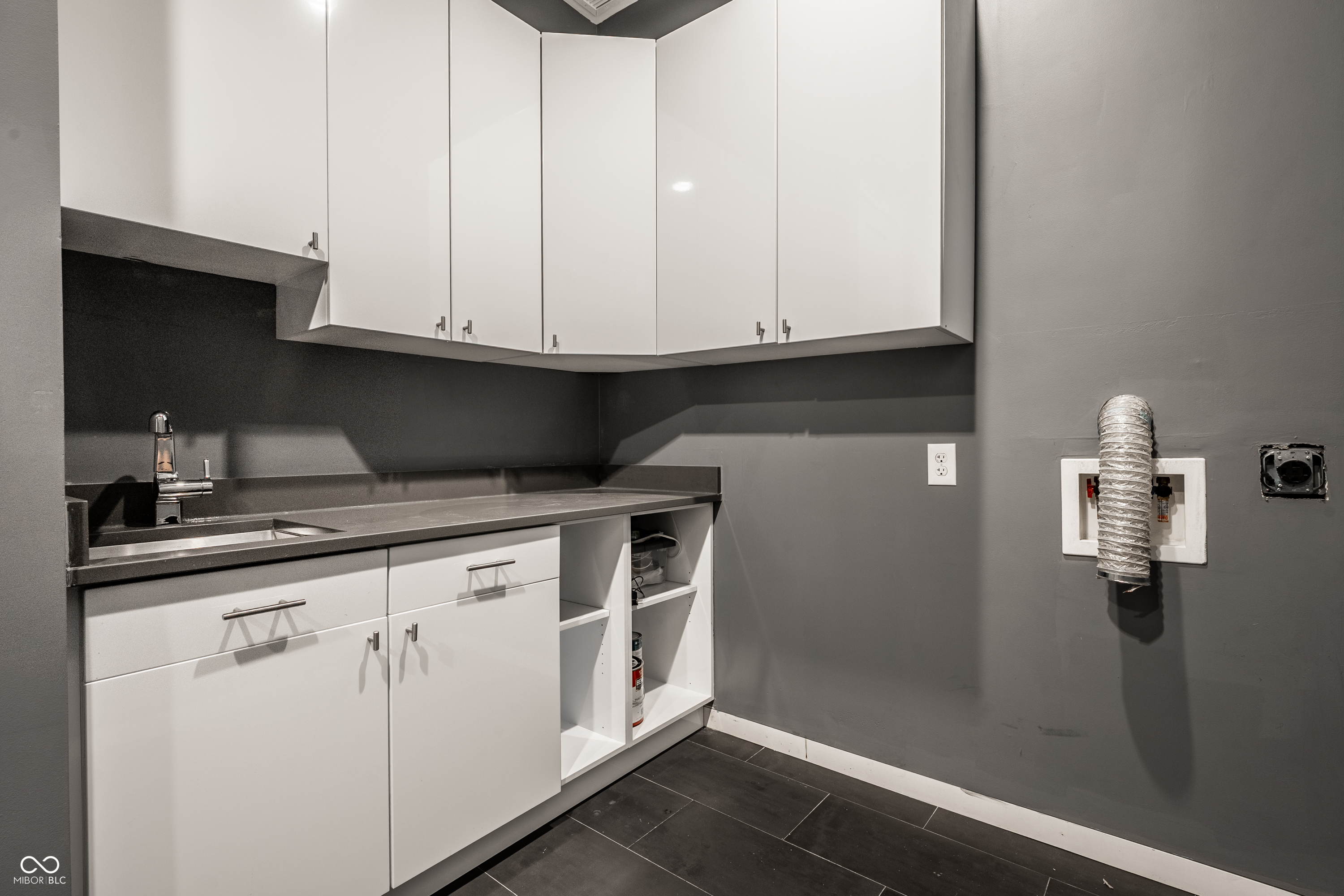 333 Massachusetts Avenue Unit: PH1
