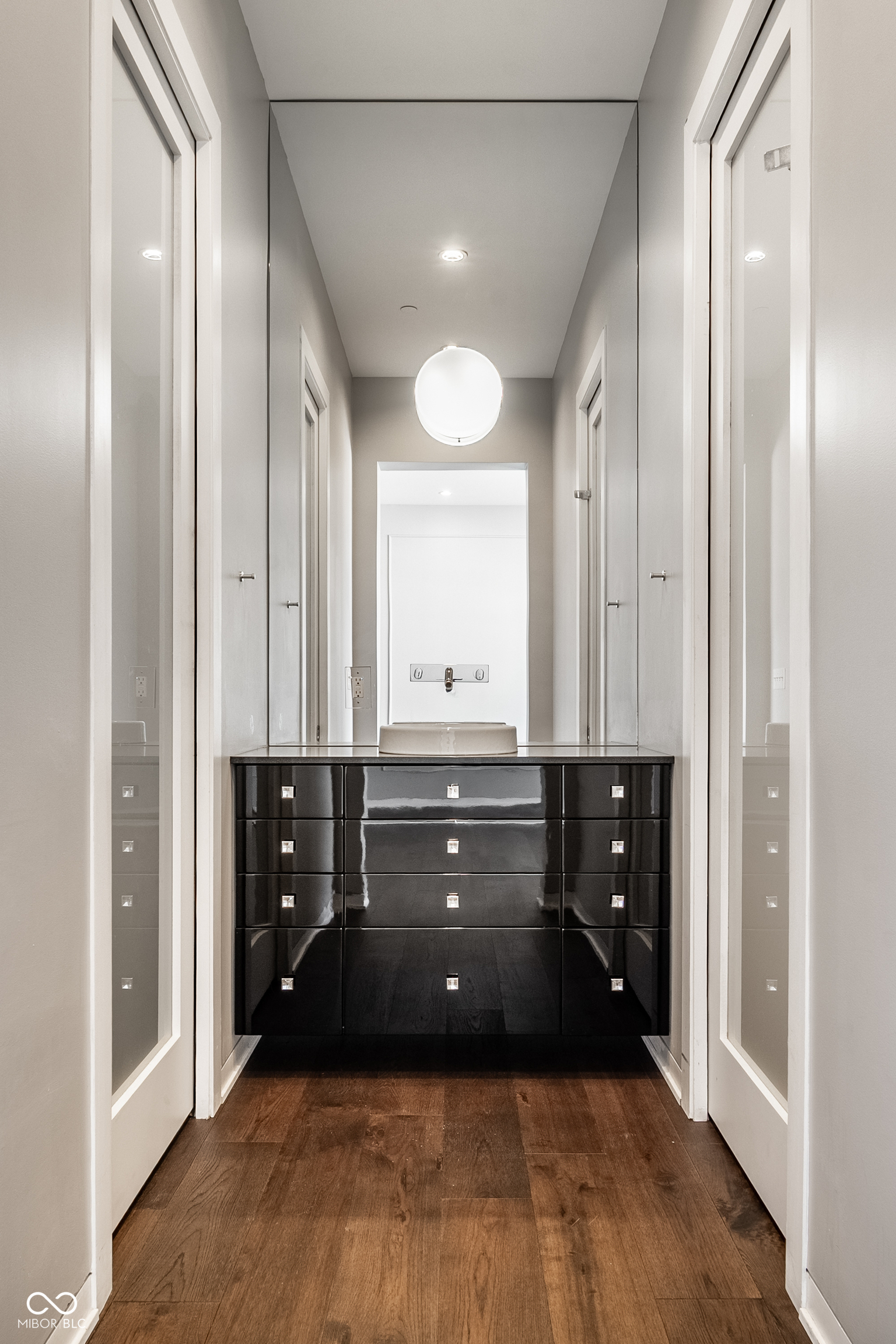 333 Massachusetts Avenue Unit: PH1
