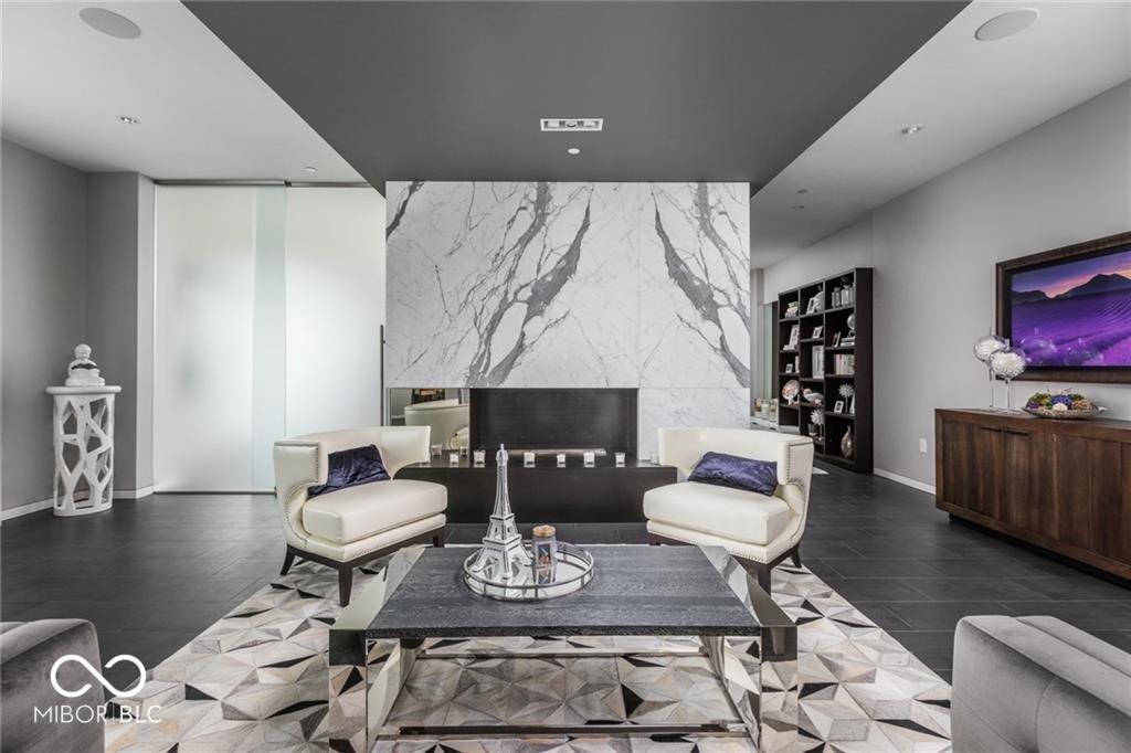 333 Massachusetts Avenue Unit: PH1