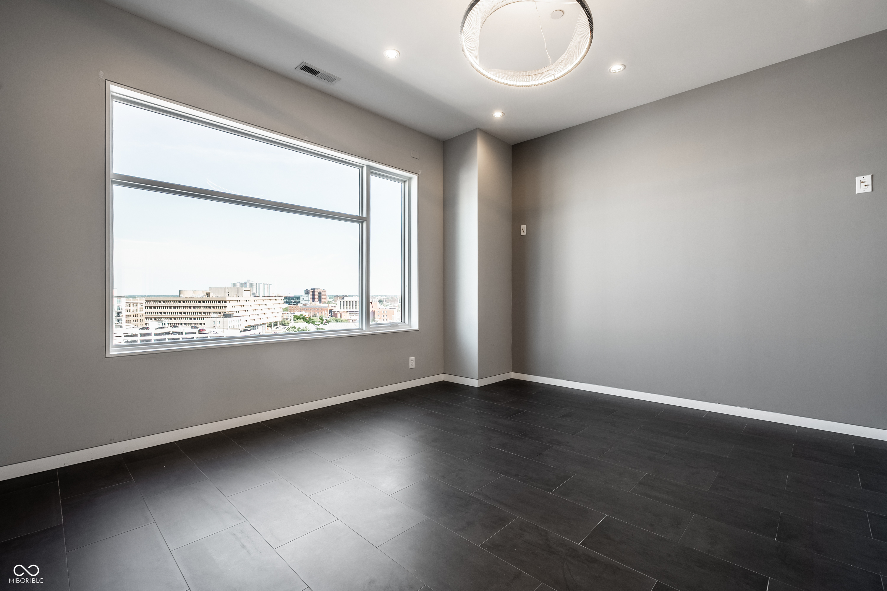 333 Massachusetts Avenue Unit: PH1