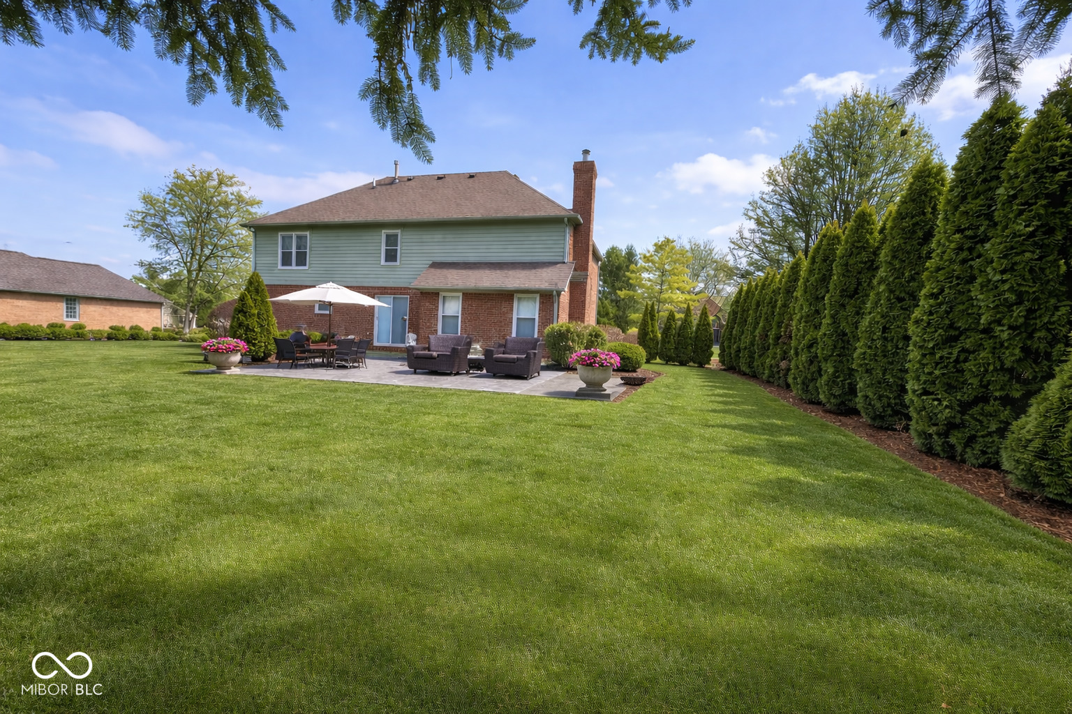 11458 Sutton Place Drive W