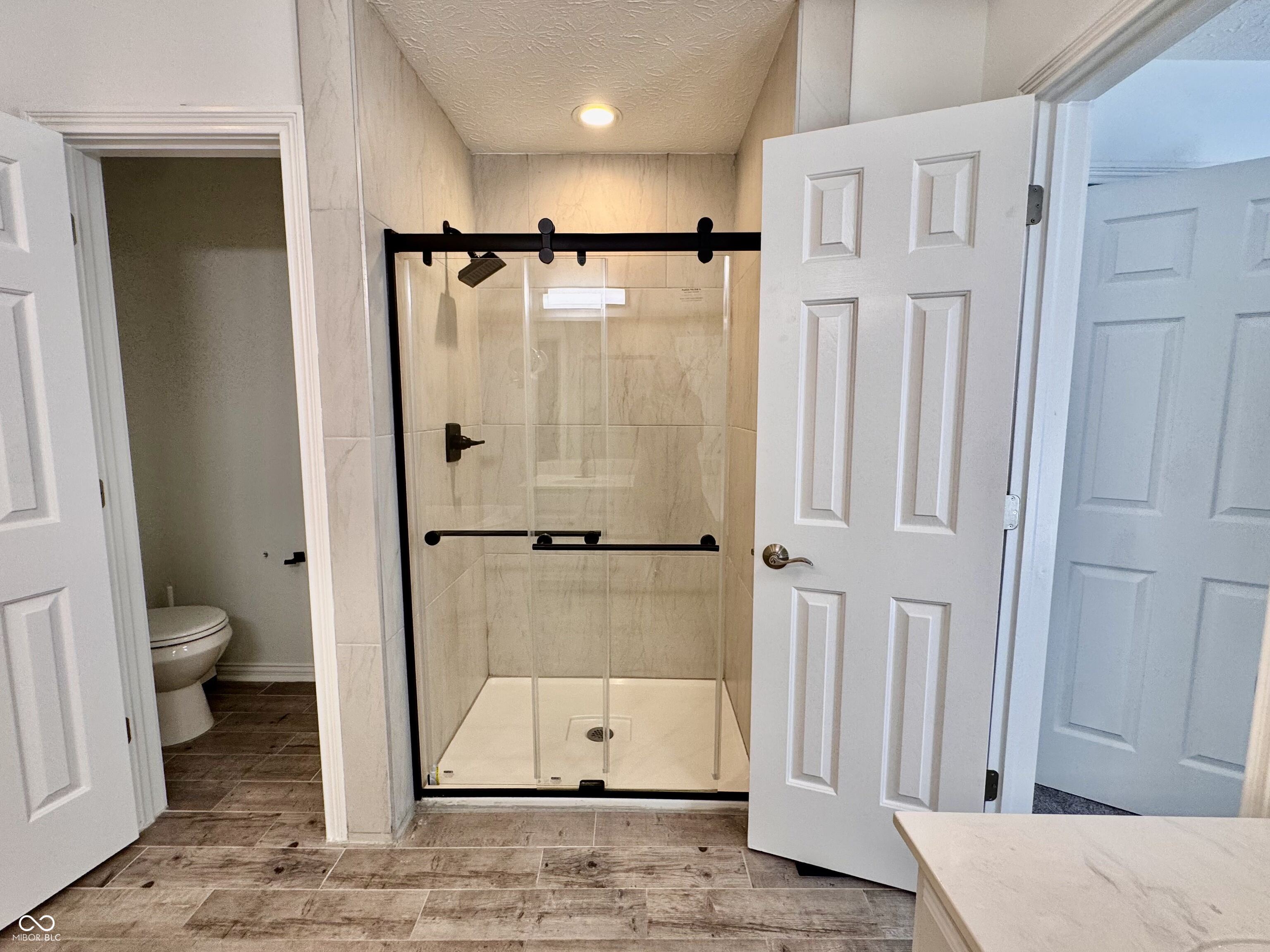 11458 Sutton Place Drive W