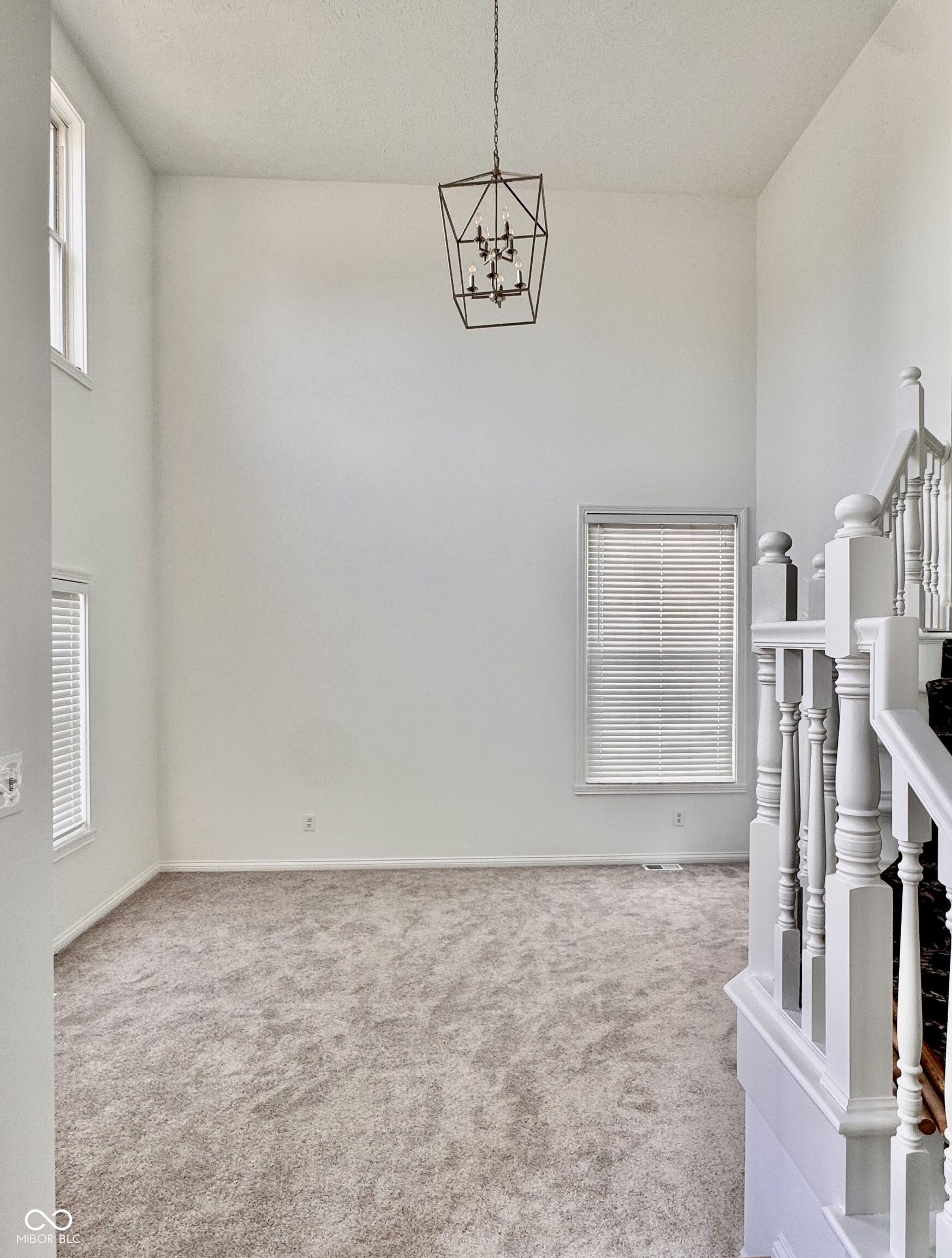 11458 Sutton Place Drive W