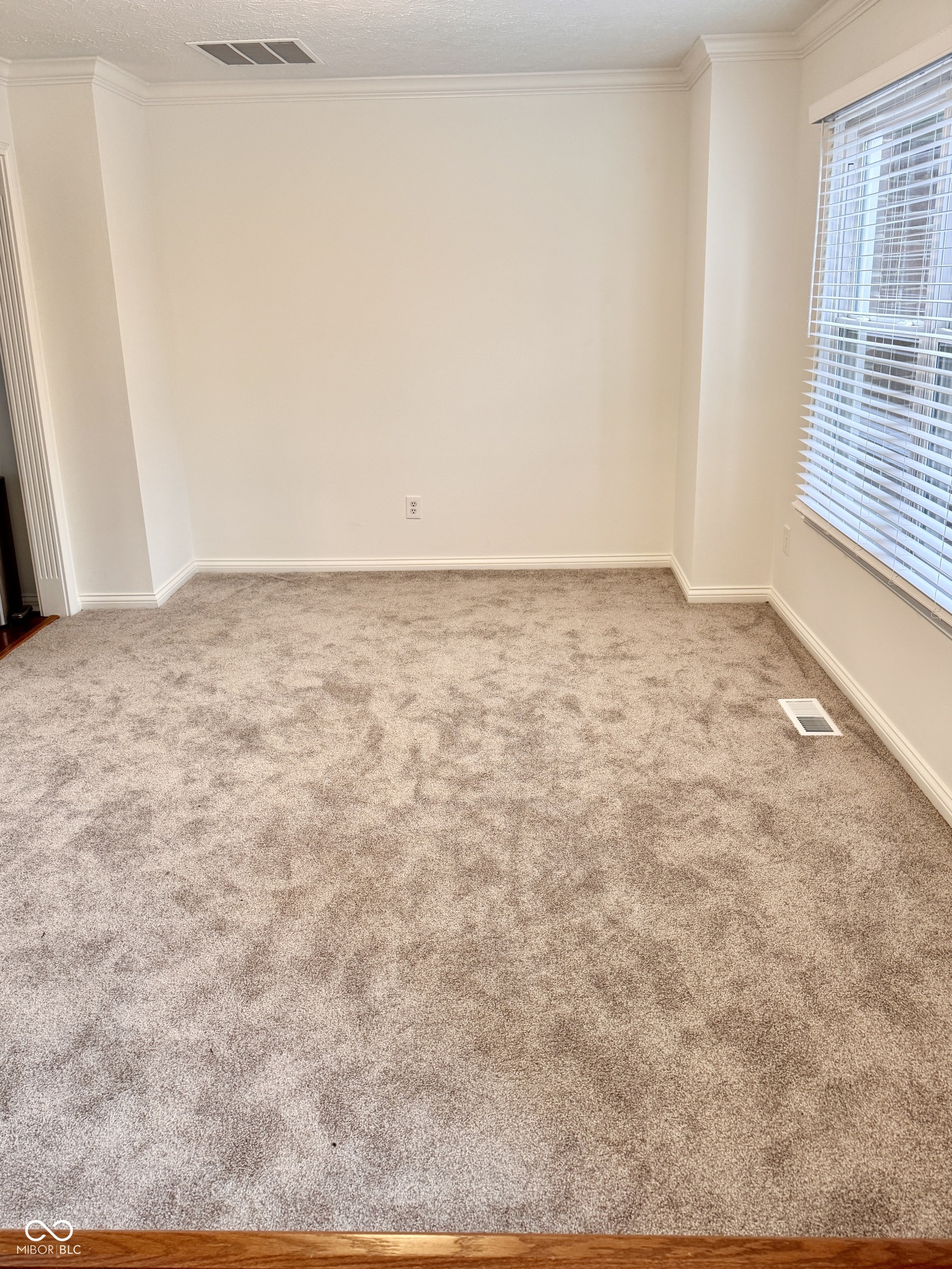 11458 Sutton Place Drive W