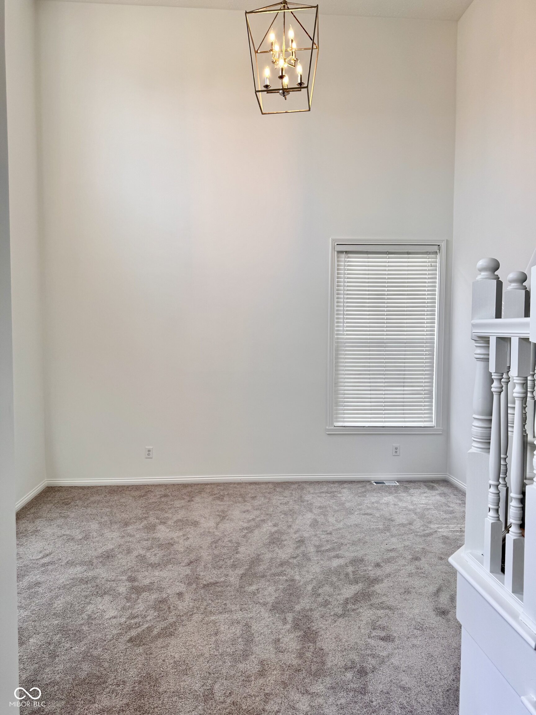 11458 Sutton Place Drive W